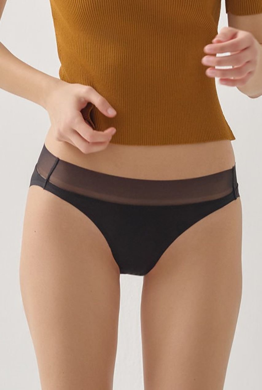 【ナイスナイスモーメント/NICENICE MOMENT】のメッシュショーツ 人気、トレンドファッション・服の通販 founy(ファニー) 　ファッション　Fashion　レディースファッション　Fashion for Women　下着・ランジェリー　Lingerie & Intimates　ショーツ・ランジェリー用ボトムス　Panties / Briefs / Lingerie Bottoms　インナー　Innerwear　ショーツ　Shorts, Short Pants　ストレッチ　Stretch, Stretchy Fabric　フィット　Fit, Slim Fit　メッシュ　Mesh, Net Fabric　ランジェリー　Lingerie, Intimate Wear　再入荷　Restock / Back in Stock　other-8|ID: prp329100004941565 ipo3291000000037087530