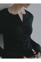 【エトレトウキョウ/ETRE TOKYO】のヘンリーネックシアープルオーバー 人気、トレンドファッション・服の通販 founy(ファニー) ファッション Fashion レディースファッション Fashion for Women トップス・カットソー Cut & Sew Tops シャツ・ブラウス・オフィスカジュアル Elegant Blouses & Button-Ups ロングTシャツ・Tシャツ Longline T-Shirts & Tees カジュアルプルオーバー・ニットトップス Pullovers & Knit Tops / Casual Pullovers カットソー・ベーシックTシャツ Cut-and-Sewn Tops / Stretch Tees & Basics シアー Sheer, See-Through シンプル Simple, Minimal スリーブ Sleeve, Long Sleeve / Short Sleeve テレコ Ribbed, Rib Stitch フィット Fit, Slim Fit フロント Front, Front Design ロング Long, Long-Length 新作・新入荷 New Arrivals / New In 春 Spring thumbnail ブラック|ID: prp329100004941567 ipo3291000000037087544