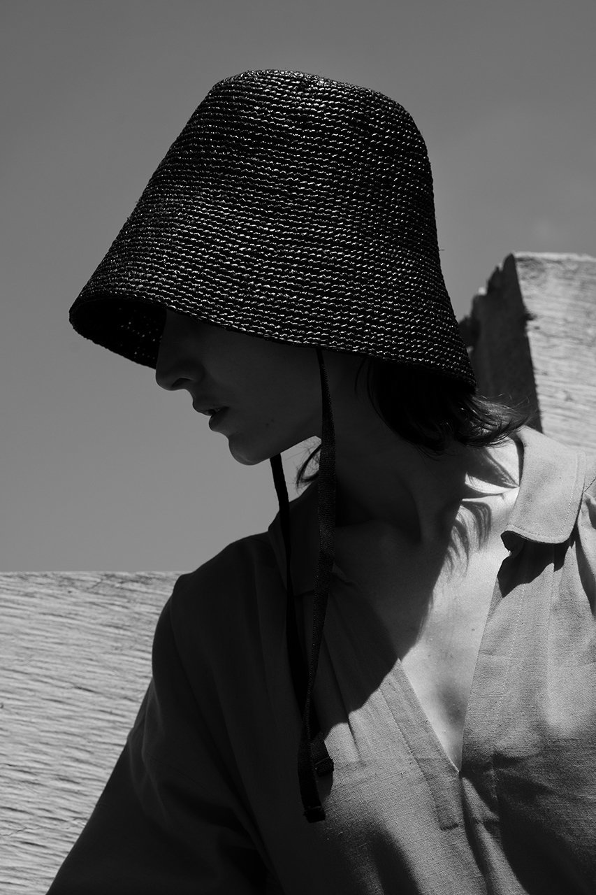 【メゾン エヌ アッシュ パリ/MAISON N H PARIS】のLEY ハット 人気、トレンドファッション・服の通販 founy(ファニー) 　ファッション　Fashion　レディースファッション　Fashion for Women　キャップ&ハット　Hats & Caps　クラウン　Crown, Royal Motif　シンプル　Simple, Minimal　デニム　Denim, Jeans Material　フェミニン　Feminine, Girly　マキシ　Maxi, Full Length　ラフィア　Raffia, Natural Straw　ワイド　Wide, Wide Fit　帽子　Hat, Headwear　新作・新入荷　New Arrivals / New In　other-2|ID: prp329100004941590 ipo3291000000037087727