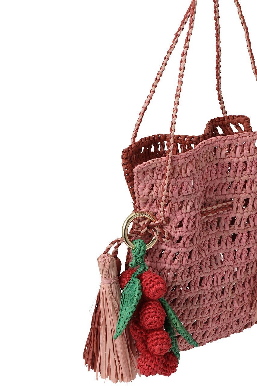 【メゾン エヌ アッシュ パリ/MAISON N H PARIS】のROXANE チャーム付きラフィア巾着バッグ 人気、トレンドファッション・服の通販 founy(ファニー) 　ファッション　Fashion　レディースファッション　Fashion for Women　バッグ　Bags　チャーム　Charm, Pendant　パーティ　Party, Party Style　フリンジ　Fringe, Tassel　メッシュ　Mesh, Net Fabric　ラフィア　Raffia, Natural Straw　リゾート　Resort, Vacation Style　夏　Summer　巾着　Drawstring Bag, Kinchaku　新作・新入荷　New Arrivals / New In　旅行　Travel　other-5|ID: prp329100004941591 ipo3291000000037087737