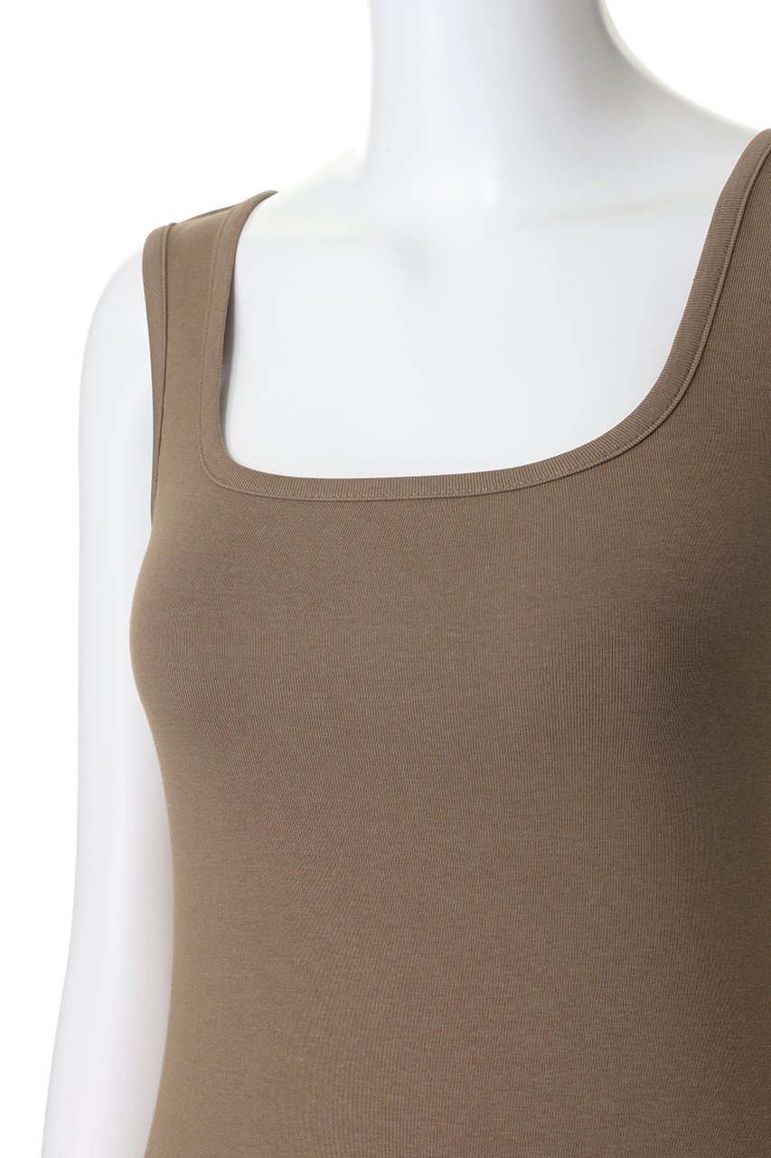 【アルアバイル/allureville】のフライススクエアNCタンク 人気、トレンドファッション・服の通販 founy(ファニー) 　ファッション　Fashion　レディースファッション　Fashion for Women　トップス・カットソー　Cut & Sew Tops　キャミソール&ノースリーブ　Camisoles & Sleeveless Tops　シャツ・ブラウス・オフィスカジュアル　Elegant Blouses & Button-Ups　ロングTシャツ・Tシャツ　Longline T-Shirts & Tees　カットソー・ベーシックTシャツ　Cut-and-Sewn Tops / Stretch Tees & Basics　インナー　Innerwear　キャミソール　Camisole, Spaghetti Strap Top　ジャケット　Jacket, Outerwear　スクエア　Square, Square Shape　タンク　Tank Top, Sleeveless Top　デコルテ　Décolleté, Neckline　新作・新入荷　New Arrivals / New In　other-5|ID: prp329100004941637 ipo3291000000037088105