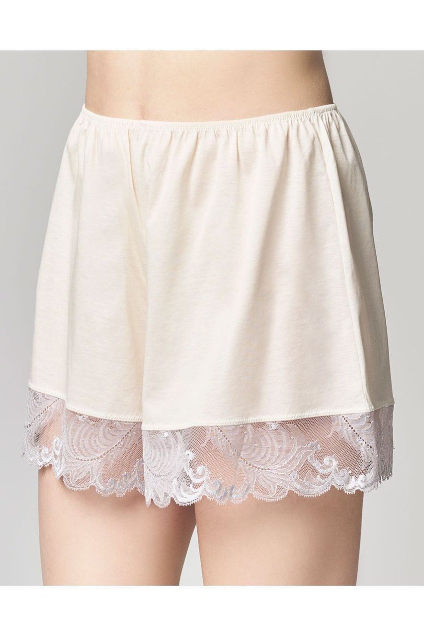 【ランジェリーク/LANGELIQUE】のテラス3 フレアパンツ 人気、トレンドファッション・服の通販 founy(ファニー) 　ファッション　Fashion　レディースファッション　Fashion for Women　パンツ　Pants & Trousers　インナー　Innerwear　フィット　Fit, Slim Fit　フレア　Flare, Flared　モチーフ　Motif, Design Theme　ランジェリー　Lingerie, Intimate Wear　レース　Lace, Lace Fabric　再入荷　Restock / Back in Stock　other-3|ID: prp329100004941677 ipo3291000000037088442