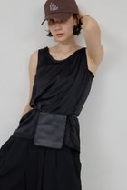 【ガリャルダガランテ/GALLARDAGALANTE】のエアリーサテンタンク 人気、トレンドファッション・服の通販 founy(ファニー) ファッション Fashion レディースファッション Fashion for Women トップス・カットソー Cut & Sew Tops キャミソール&ノースリーブ Camisoles & Sleeveless Tops シャツ・ブラウス・オフィスカジュアル Elegant Blouses & Button-Ups ロングTシャツ・Tシャツ Longline T-Shirts & Tees カットソー・ベーシックTシャツ Cut-and-Sewn Tops / Stretch Tees & Basics とろみ Fluid, Flowy Fabric インナー Innerwear キャミソール Camisole, Spaghetti Strap Top タンク Tank Top, Sleeveless Top 夏 Summer 新作・新入荷 New Arrivals / New In thumbnail ブラック|ID: prp329100004942412 ipo3291000000037094813