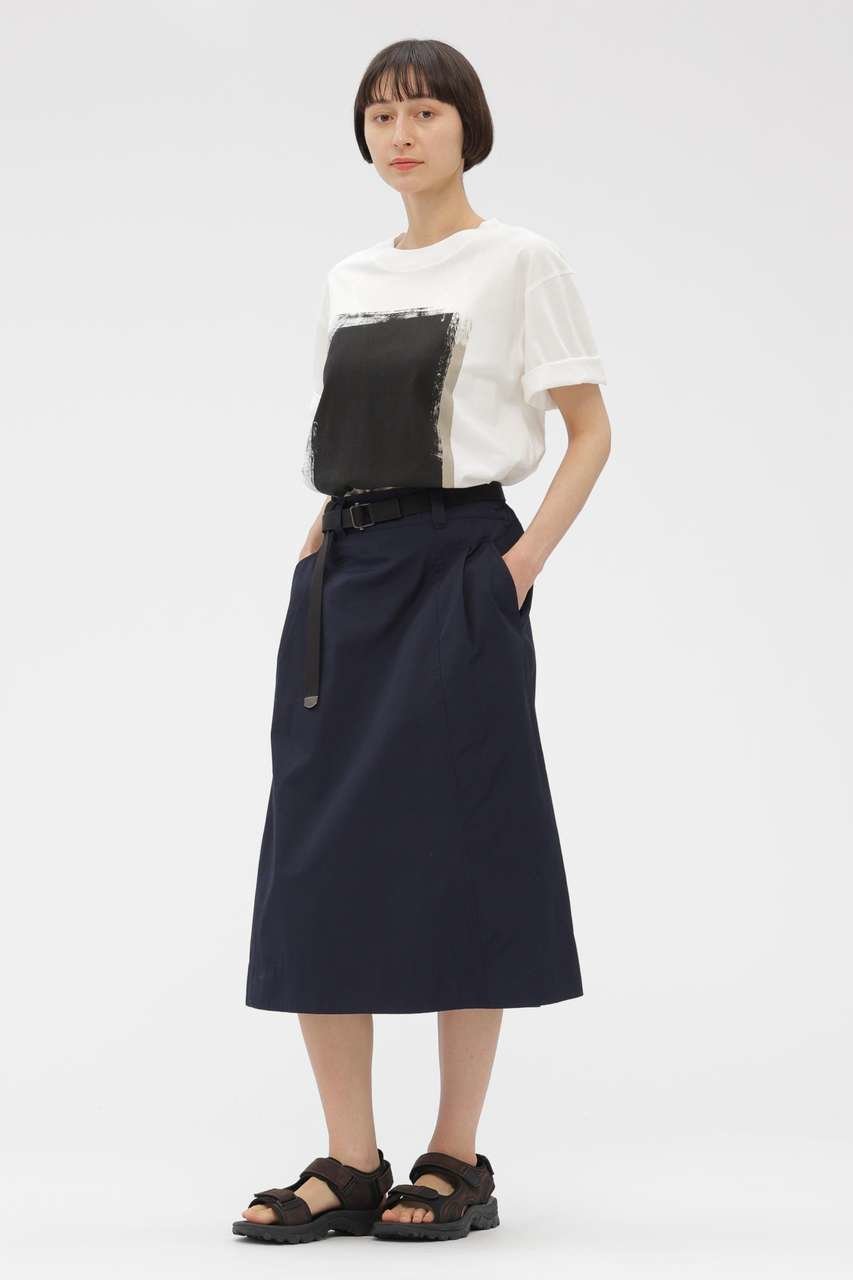 【マーガレットハウエル/MARGARET HOWELL】のLIGHT COTTON JERSEY TOP 人気、トレンドファッション・服の通販 founy(ファニー) 　ファッション　Fashion　レディースファッション　Fashion for Women　トップス・カットソー　Cut & Sew Tops　シャツ・ブラウス・オフィスカジュアル　Elegant Blouses & Button-Ups　ロングTシャツ・Tシャツ　Longline T-Shirts & Tees　カットソー・ベーシックTシャツ　Cut-and-Sewn Tops / Stretch Tees & Basics　グラフィック　Graphic, Graphic Design　ショート　Short, Short Length　スリーブ　Sleeve, Long Sleeve / Short Sleeve　ブロック　Block, Solid Block Pattern　プリント　Print, Printed Pattern　ヴィンテージ　Vintage Style　新作・新入荷　New Arrivals / New In　other-2|ID: prp329100004942456 ipo3291000000037095105