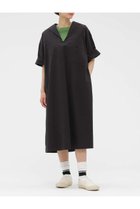 【マーガレットハウエル/MARGARET HOWELL】のSANDED COTTON LINEN DRESS 人気、トレンドファッション・服の通販 founy(ファニー) ファッション Fashion レディースファッション Fashion for Women ワンピース Dresses フォーマル・パーティードレス・結婚式用ドレス Elegant & Casual Dresses チュニック Tunic Tops & Dresses スリーブ Sleeve, Long Sleeve / Short Sleeve チュニック Tunic, Long Top ドレス Dress, One-Piece ハーフ Half, Half-Length ポケット Pocket, Pocket Detail リネン Linen, Linen Fabric ワイド Wide, Wide Fit 夏 Summer 新作・新入荷 New Arrivals / New In thumbnail ブラック|ID: prp329100004942457 ipo3291000000037095111