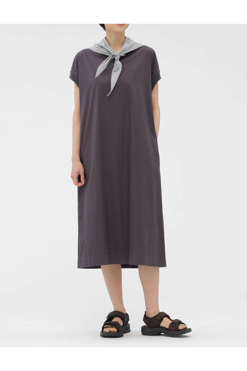【マーガレットハウエル/MARGARET HOWELL】のGARMENT DYED COTTON POPLIN DRESS インテリア・キッズ・メンズ・レディースファッション・服の通販 founy(ファニー) 　ファッション　Fashion　レディースファッション　Fashion for Women　ワンピース　Dresses　フォーマル・パーティードレス・結婚式用ドレス　Elegant & Casual Dresses　チュニック　Tunic Tops & Dresses　スリーブ　Sleeve, Long Sleeve / Short Sleeve　チュニック　Tunic, Long Top　ドレス　Dress, One-Piece　新作・新入荷　New Arrivals / New In　グレー|ID: prp329100004942458 ipo3291000000037095117
