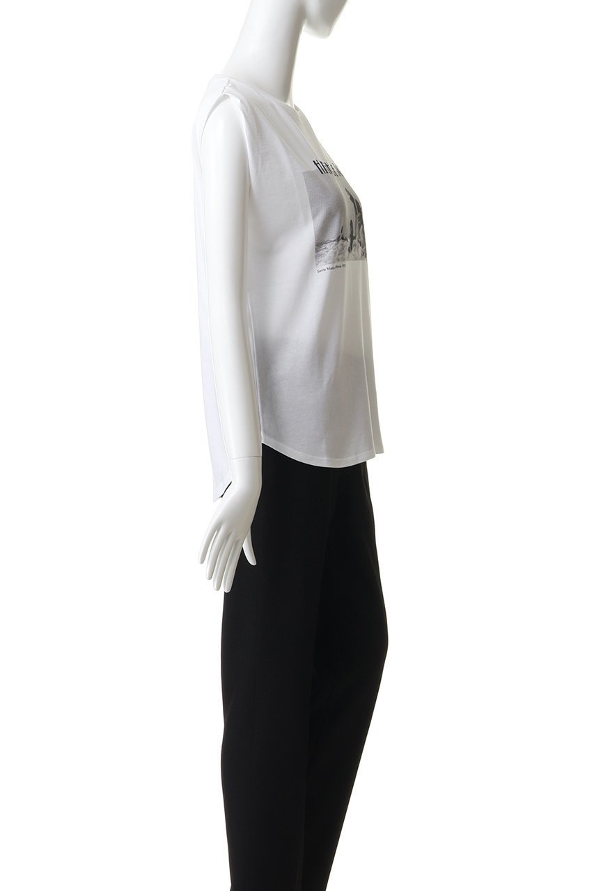 【エリオポール/heliopole】の【THREE DOTS】GRAPHIC タンクトップ 人気、トレンドファッション・服の通販 founy(ファニー) 　ファッション　Fashion　レディースファッション　Fashion for Women　トップス・カットソー　Cut & Sew Tops　キャミソール&ノースリーブ　Camisoles & Sleeveless Tops　シャツ・ブラウス・オフィスカジュアル　Elegant Blouses & Button-Ups　ロングTシャツ・Tシャツ　Longline T-Shirts & Tees　カットソー・ベーシックTシャツ　Cut-and-Sewn Tops / Stretch Tees & Basics　キャミソール　Camisole, Spaghetti Strap Top　グラフィック　Graphic, Graphic Design　タンク　Tank Top, Sleeveless Top　フロント　Front, Front Design　プリント　Print, Printed Pattern　ラウンド　Round, Round Neck　夏　Summer　新作・新入荷　New Arrivals / New In　春　Spring　S/S・春夏　SS, Spring/Summer, Warm Season　other-3|ID: prp329100004942481 ipo3291000000037095289