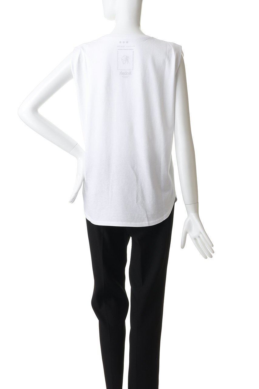 【エリオポール/heliopole】の【THREE DOTS】GRAPHIC タンクトップ 人気、トレンドファッション・服の通販 founy(ファニー) 　ファッション　Fashion　レディースファッション　Fashion for Women　トップス・カットソー　Cut & Sew Tops　キャミソール&ノースリーブ　Camisoles & Sleeveless Tops　シャツ・ブラウス・オフィスカジュアル　Elegant Blouses & Button-Ups　ロングTシャツ・Tシャツ　Longline T-Shirts & Tees　カットソー・ベーシックTシャツ　Cut-and-Sewn Tops / Stretch Tees & Basics　キャミソール　Camisole, Spaghetti Strap Top　グラフィック　Graphic, Graphic Design　タンク　Tank Top, Sleeveless Top　フロント　Front, Front Design　プリント　Print, Printed Pattern　ラウンド　Round, Round Neck　夏　Summer　新作・新入荷　New Arrivals / New In　春　Spring　S/S・春夏　SS, Spring/Summer, Warm Season　other-4|ID: prp329100004942481 ipo3291000000037095290