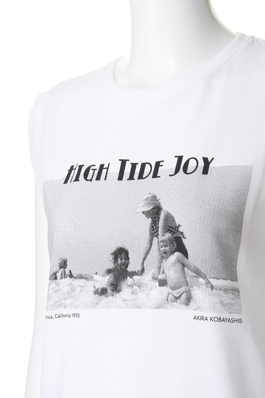 【エリオポール/heliopole】の【THREE DOTS】GRAPHIC タンクトップ 人気、トレンドファッション・服の通販 founy(ファニー) 　ファッション　Fashion　レディースファッション　Fashion for Women　トップス・カットソー　Cut & Sew Tops　キャミソール&ノースリーブ　Camisoles & Sleeveless Tops　シャツ・ブラウス・オフィスカジュアル　Elegant Blouses & Button-Ups　ロングTシャツ・Tシャツ　Longline T-Shirts & Tees　カットソー・ベーシックTシャツ　Cut-and-Sewn Tops / Stretch Tees & Basics　キャミソール　Camisole, Spaghetti Strap Top　グラフィック　Graphic, Graphic Design　タンク　Tank Top, Sleeveless Top　フロント　Front, Front Design　プリント　Print, Printed Pattern　ラウンド　Round, Round Neck　夏　Summer　新作・新入荷　New Arrivals / New In　春　Spring　S/S・春夏　SS, Spring/Summer, Warm Season　other-5|ID: prp329100004942481 ipo3291000000037095291