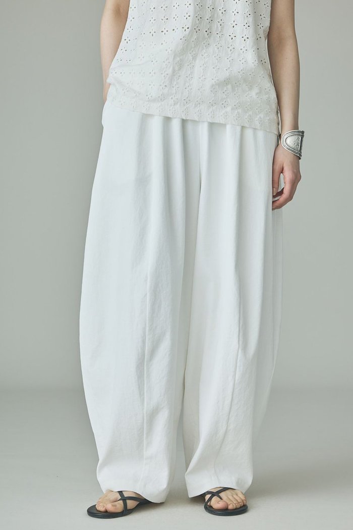 【カレンソロジー/Curensology】のシェルタリングドロストパンツ インテリア・キッズ・メンズ・レディースファッション・服の通販 founy(ファニー) https://founy.com/ ファッション Fashion レディースファッション Fashion for Women パンツ Pants & Trousers ドローコード Drawcord, Drawstring Cord リネン Linen, Linen Fabric ワイド Wide, Wide Fit 吸水 Absorbent, Quick-Dry 新作・新入荷 New Arrivals / New In |ID: prp329100004942491 ipo3291000000037095360