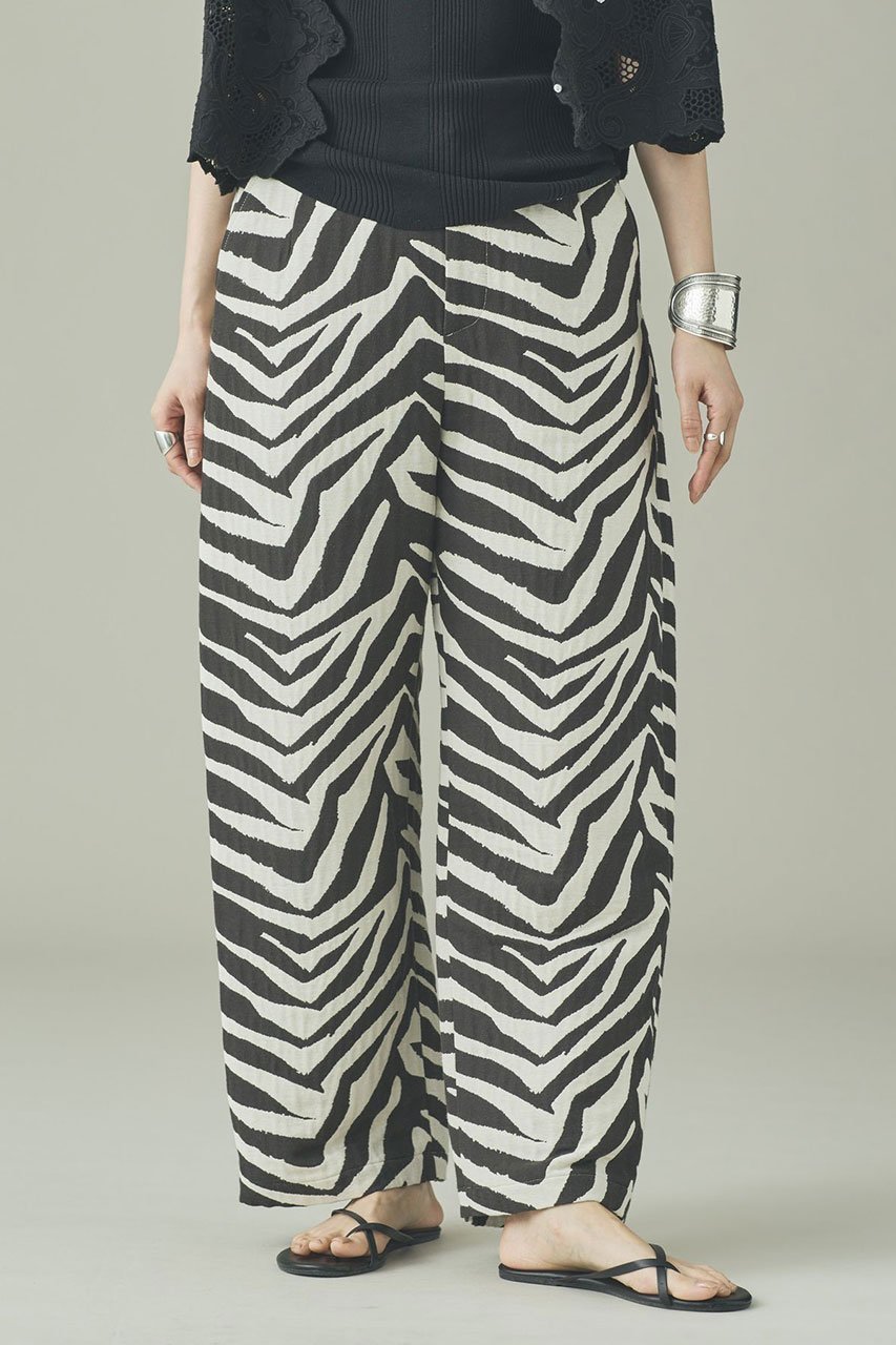 【カレンソロジー/Curensology】の〈C.S.G〉ゼブラジャカードパンツ 人気、トレンドファッション・服の通販 founy(ファニー) 　ファッション　Fashion　レディースファッション　Fashion for Women　パンツ　Pants & Trousers　シンプル　Simple, Minimal　ジャカード／ジャガード　Jacquard, Woven Pattern　スマート　Smart, Elegant　バランス　Balance, Style Balance　フランス　France, French　おすすめ　Recommended / Our Picks　新作・新入荷　New Arrivals / New In　 other-1|ID: prp329100004942496 ipo3291000000037095409