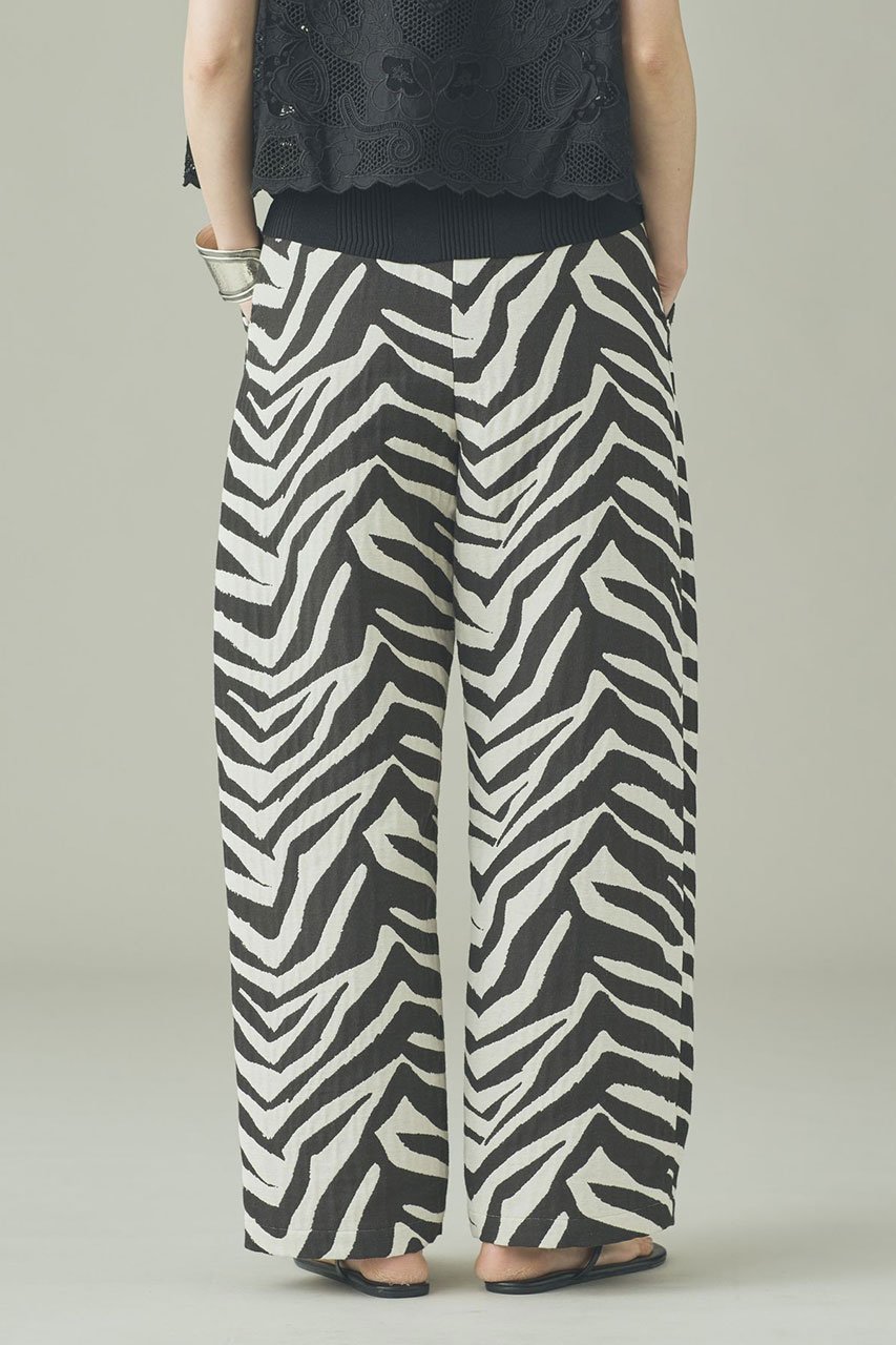 【カレンソロジー/Curensology】の〈C.S.G〉ゼブラジャカードパンツ 人気、トレンドファッション・服の通販 founy(ファニー) 　ファッション　Fashion　レディースファッション　Fashion for Women　パンツ　Pants & Trousers　シンプル　Simple, Minimal　ジャカード／ジャガード　Jacquard, Woven Pattern　スマート　Smart, Elegant　バランス　Balance, Style Balance　フランス　France, French　おすすめ　Recommended / Our Picks　新作・新入荷　New Arrivals / New In　other-4|ID: prp329100004942496 ipo3291000000037095413