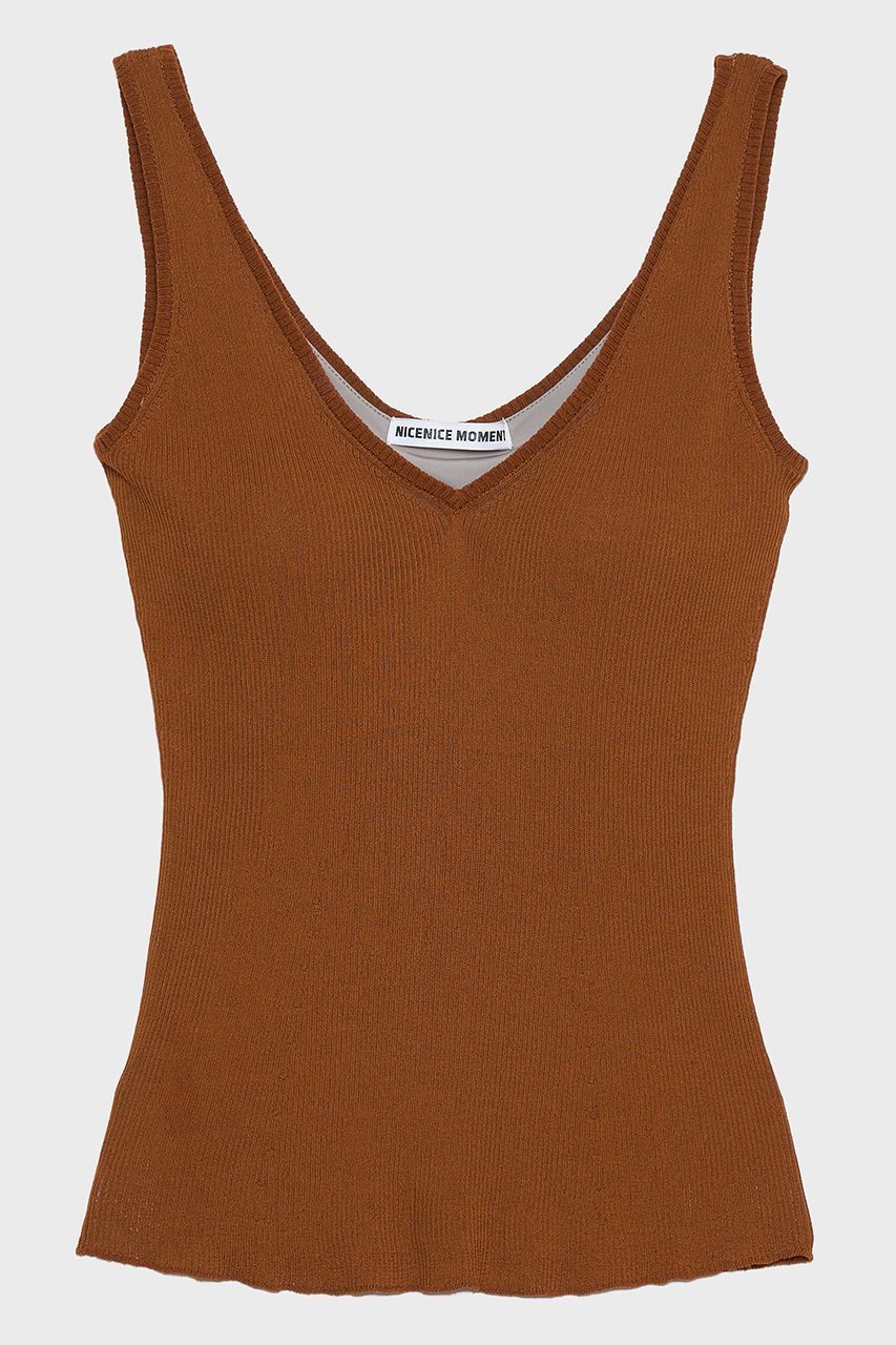 【ナイスナイスモーメント/NICENICE MOMENT】のディープ Vネック タンクトップ(ピーナッツパッド付き) インテリア・キッズ・メンズ・レディースファッション・服の通販 founy(ファニー) 　ファッション　Fashion　レディースファッション　Fashion for Women　トップス・カットソー　Cut & Sew Tops　ニット　Knit Tops & Sweaters　カジュアルプルオーバー・ニットトップス　Pullovers & Knit Tops / Casual Pullovers　Vネックトップス　V-Neck Tops / V-Cut Neckline Shirts　カッティング　Cutting Detail　タンク　Tank Top, Sleeveless Top　フィット　Fit, Slim Fit　新作・新入荷　New Arrivals / New In　シダーブラウン|ID: prp329100004942532 ipo3291000000037095676