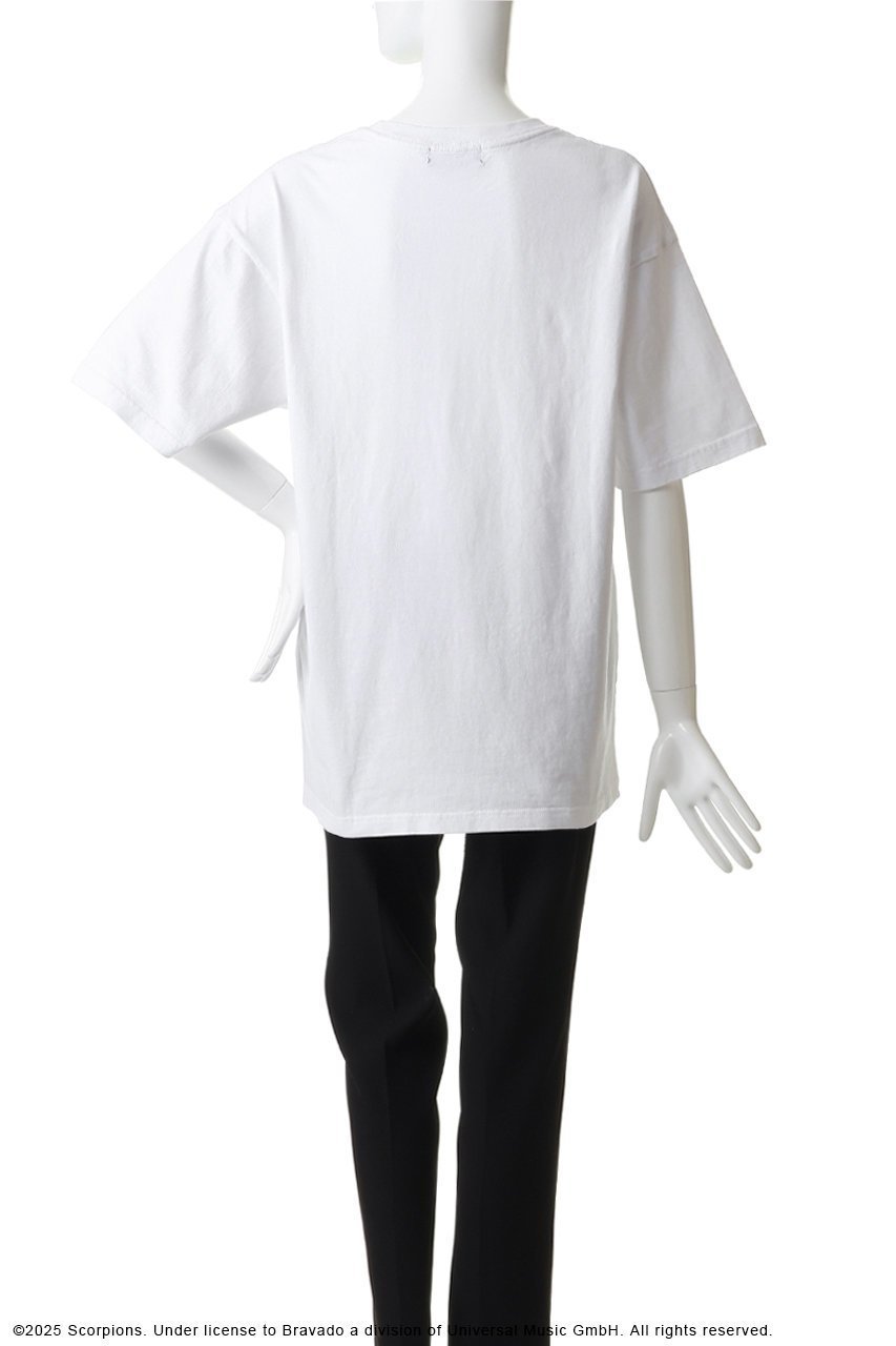 【その他のブランド/Other】の【UNISEX】Scorpions Love Drive SS Tシャツ 人気、トレンドファッション・服の通販 founy(ファニー) 　ファッション　Fashion　レディースファッション　Fashion for Women　トップス・カットソー　Cut & Sew Tops　シャツ・ブラウス・オフィスカジュアル　Elegant Blouses & Button-Ups　ロングTシャツ・Tシャツ　Longline T-Shirts & Tees　カットソー・ベーシックTシャツ　Cut-and-Sewn Tops / Stretch Tees & Basics　ユニセックス　Unisex, Genderless　グラフィック　Graphic, Graphic Design　ショート　Short, Short Length　スリーブ　Sleeve, Long Sleeve / Short Sleeve　フロント　Front, Front Design　ヴィンテージ　Vintage Style　新作・新入荷　New Arrivals / New In　other-4|ID: prp329100004942554 ipo3291000000037095819