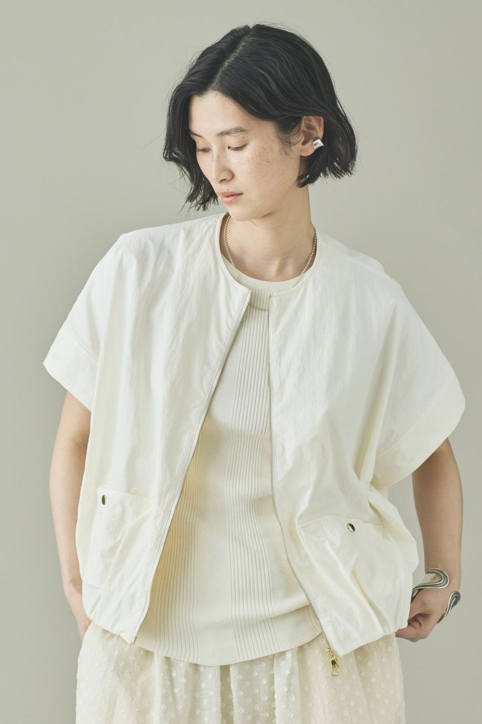 【カレンソロジー/Curensology】のタスランジップブラウス インテリア・キッズ・メンズ・レディースファッション・服の通販 founy(ファニー) https://founy.com/ ファッション Fashion レディースファッション Fashion for Women トップス・カットソー Cut & Sew Tops シャツ・ブラウス・オフィスカジュアル Elegant Blouses & Button-Ups ギャザー Gathered, Ruffled サテン Satin, Glossy Fabric ショート Short, Short Length ジップ Zip, Zipper スリーブ Sleeve, Long Sleeve / Short Sleeve バランス Balance, Style Balance ブルゾン Blouson, Bomber Jacket ワッシャー Washer, Crinkled Finish 再入荷 Restock / Back in Stock 夏 Summer 日本製 Made In Japan |ID: prp329100004942574 ipo3291000000037095946