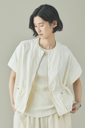 【カレンソロジー/Curensology】のタスランジップブラウス 人気、トレンドファッション・服の通販 founy(ファニー) ファッション Fashion レディースファッション Fashion for Women トップス・カットソー Cut & Sew Tops シャツ・ブラウス・オフィスカジュアル Elegant Blouses & Button-Ups ギャザー Gathered, Ruffled サテン Satin, Glossy Fabric ショート Short, Short Length ジップ Zip, Zipper スリーブ Sleeve, Long Sleeve / Short Sleeve バランス Balance, Style Balance ブルゾン Blouson, Bomber Jacket ワッシャー Washer, Crinkled Finish 再入荷 Restock / Back in Stock 夏 Summer 日本製 Made In Japan |ID:prp329100004942574