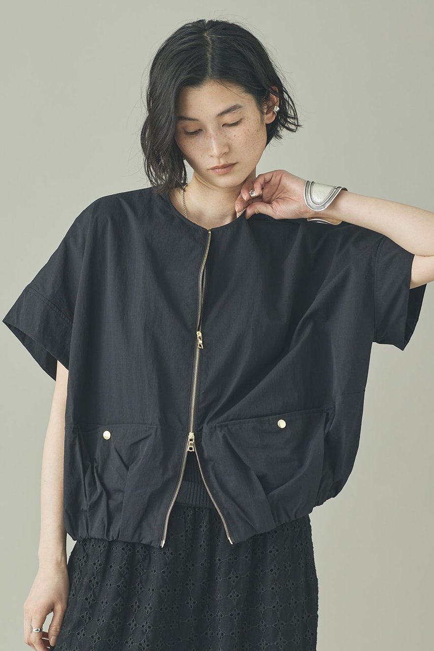 【カレンソロジー/Curensology】のタスランジップブラウス インテリア・キッズ・メンズ・レディースファッション・服の通販 founy(ファニー) 　ファッション　Fashion　レディースファッション　Fashion for Women　トップス・カットソー　Cut & Sew Tops　シャツ・ブラウス・オフィスカジュアル　Elegant Blouses & Button-Ups　ギャザー　Gathered, Ruffled　サテン　Satin, Glossy Fabric　ショート　Short, Short Length　ジップ　Zip, Zipper　スリーブ　Sleeve, Long Sleeve / Short Sleeve　バランス　Balance, Style Balance　ブルゾン　Blouson, Bomber Jacket　ワッシャー　Washer, Crinkled Finish　再入荷　Restock / Back in Stock　夏　Summer　日本製　Made In Japan　ブラック|ID: prp329100004942574 ipo3291000000037095948