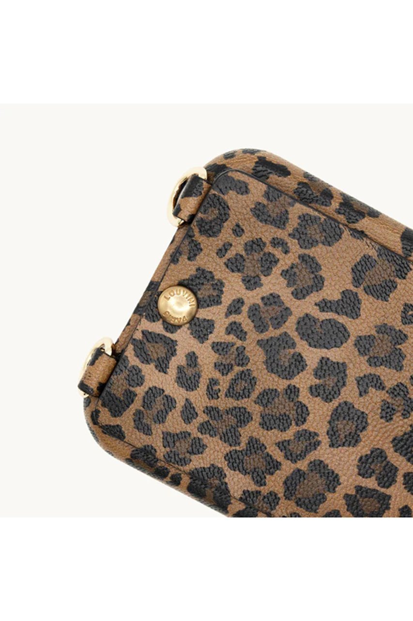 【ルヴィニ パリ/Louvini Paris】のiPhone15 スマホケース LOU 人気、トレンドファッション・服の通販 founy(ファニー) 　ファッション　Fashion　レディースファッション　Fashion for Women　iPhone アイフォーン　iPhone　なめらか　Smooth, Silky Texture　カメラ　Camera Accessories　スマホケース　Smartphone Case　ポケット　Pocket, Pocket Detail　再入荷　Restock / Back in Stock　other-3|ID: prp329100004942600 ipo3291000000037096199