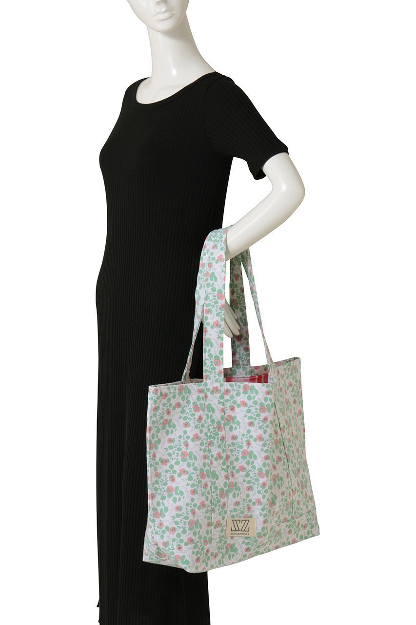 【エスゼット ブロックプリント/SZ Blockprints】のMEDIUM TOTE BLUEBERRY トートバッグ 人気、トレンドファッション・服の通販 founy(ファニー) 　ファッション　Fashion　レディースファッション　Fashion for Women　バッグ　Bags　ストライプ　Stripe, Striped Pattern　フォルム　Silhouette, Form　プリント　Print, Printed Pattern　リゾート　Resort, Vacation Style　新作・新入荷　New Arrivals / New In　other-3|ID: prp329100004942623 ipo3291000000037096481