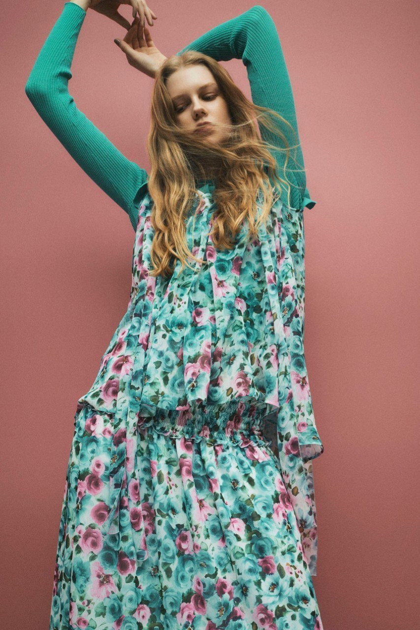 【その他のブランド/Other】のフラワー柄 ショルダーリボン ブラウス 人気、トレンドファッション・服の通販 founy(ファニー) 　ファッション　Fashion　レディースファッション　Fashion for Women　トップス・カットソー　Cut & Sew Tops　シャツ・ブラウス・オフィスカジュアル　Elegant Blouses & Button-Ups　おすすめ　Recommended / Our Picks　イタリア　Italy　コレクション　Collection, Seasonal Line　シャーリング　Shirring, Ruched　ショルダー　Shoulder, Shoulder Strap　ショート　Short, Short Length　スリーブ　Sleeve, Long Sleeve / Short Sleeve　ティアード　Tiered, Tiered Style　デコルテ　Décolleté, Neckline　ドレープ　Drape, Draping Fabric　フラワー　Flower, Floral　プリント　Print, Printed Pattern　リボン　Ribbon, Bow　新作・新入荷　New Arrivals / New In　other-8|ID: prp329100004942648 ipo3291000000037096674