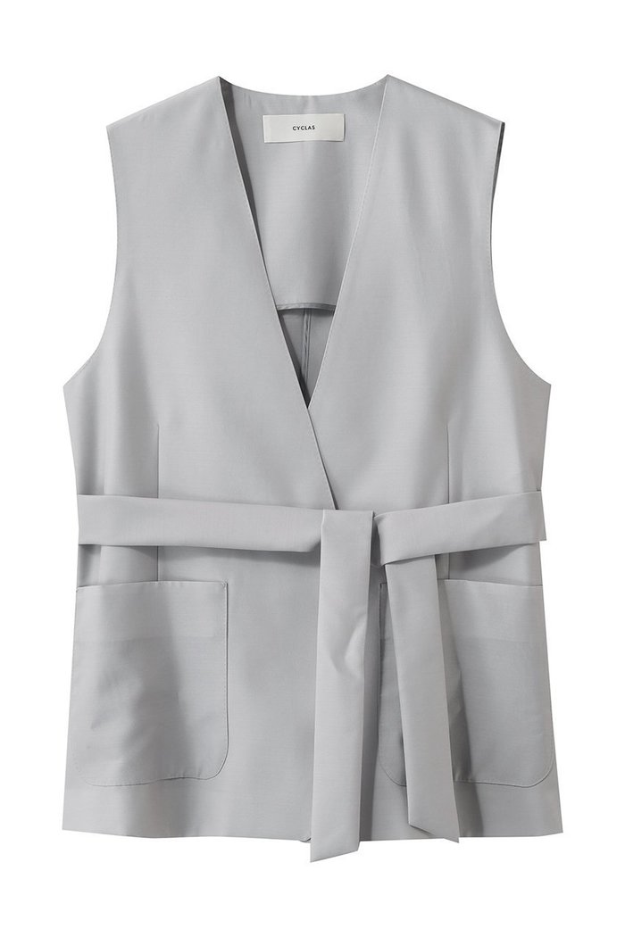 【ストラスブルゴ/STRASBURGO】の【CYCLAS】ウールシルク ジレ インテリア・キッズ・メンズ・レディースファッション・服の通販 founy(ファニー) https://founy.com/ ファッション Fashion レディースファッション Fashion for Women アウター Coat / Outerwear Collection レディースジャケット・軽アウター Jackets シルク Silk, 100% Silk シンプル Simple, Minimal ジャケット Jacket, Outerwear タフタ Taffeta, Structured Fabric フォルム Silhouette, Form ベスト Vest, Waistcoat ループ Loop, Loop Knit 新作・新入荷 New Arrivals / New In |ID: prp329100004942687 ipo3291000000037096969