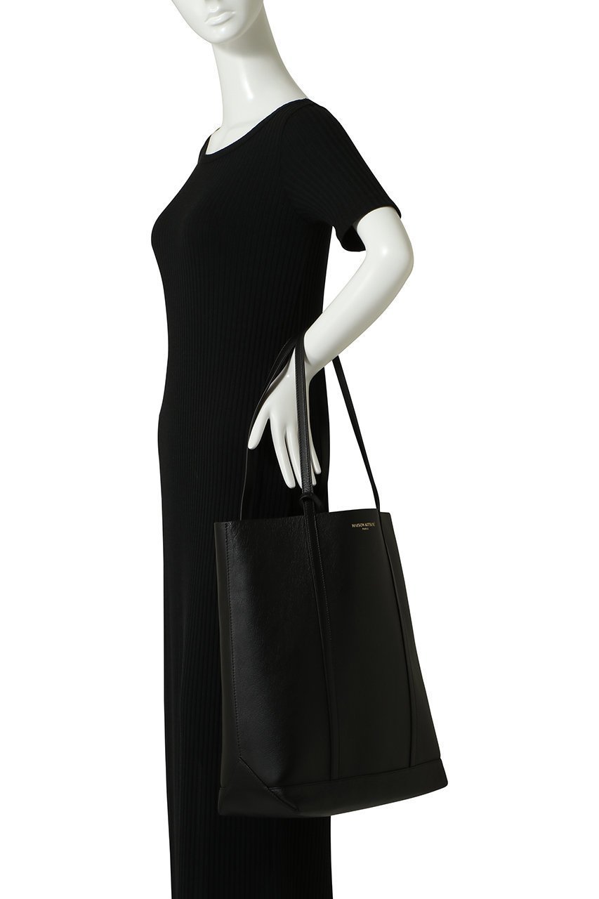 【メゾン キツネ/MAISON KITSUNE】の【UNISEX】MAISON KITSUNE PARIS LEATHER トートバッグ 人気、トレンドファッション・服の通販 founy(ファニー) 　ファッション　Fashion　レディースファッション　Fashion for Women　バッグ　Bags　ユニセックス　Unisex, Genderless　ポーチ　Pouch, Small Case　新作・新入荷　New Arrivals / New In　other-2|ID: prp329100004942694 ipo3291000000037097048