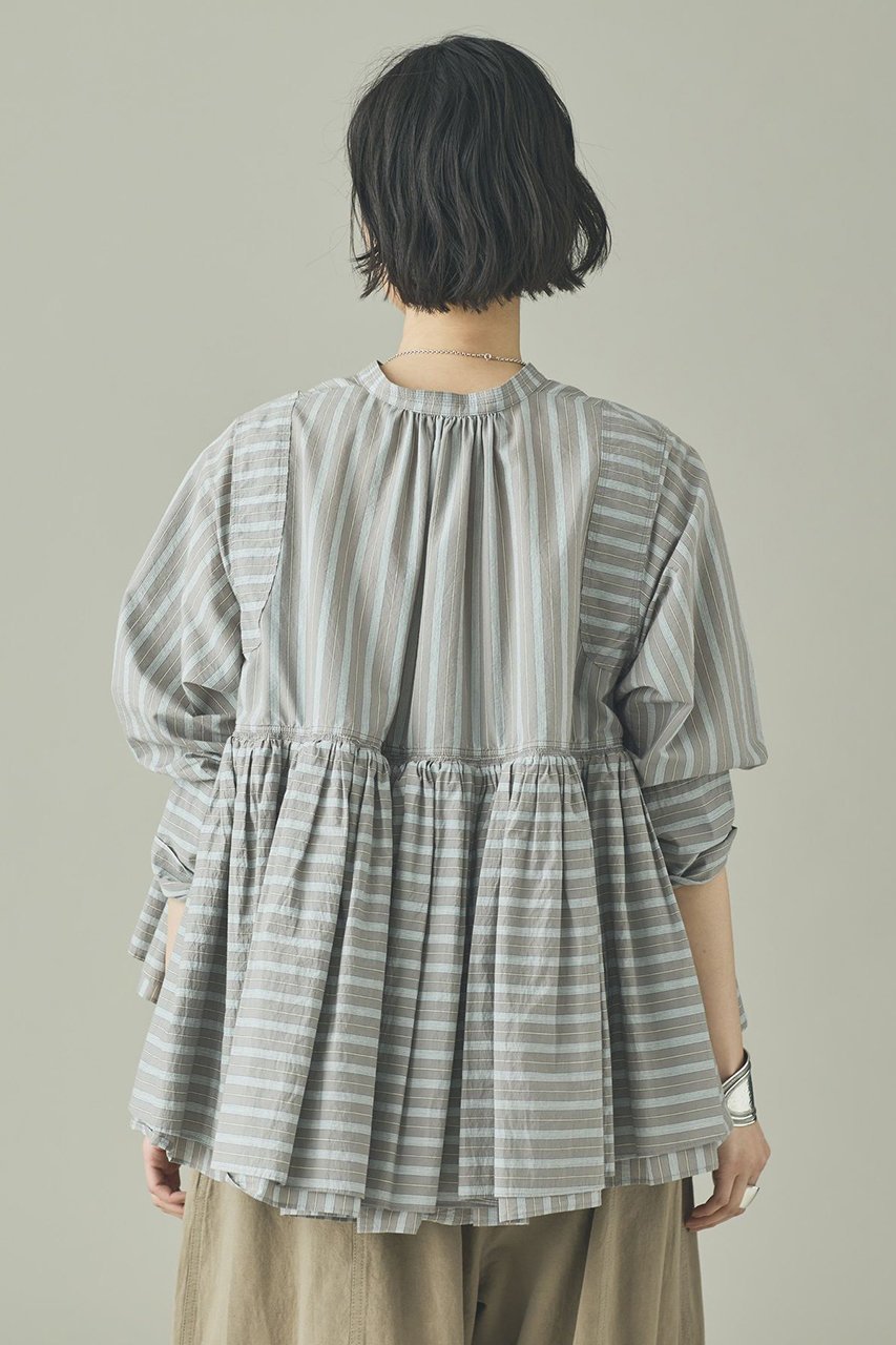 【カレンソロジー/Curensology】のストライプレイヤードギャザーブラウス 人気、トレンドファッション・服の通販 founy(ファニー) 　ファッション　Fashion　レディースファッション　Fashion for Women　トップス・カットソー　Cut & Sew Tops　シャツ・ブラウス・オフィスカジュアル　Elegant Blouses & Button-Ups　エアリー　Airy Texture　ギャザー　Gathered, Ruffled　ショート　Short, Short Length　スタイリッシュ　Stylish, Fashionable　ストライプ　Stripe, Striped Pattern　スリーブ　Sleeve, Long Sleeve / Short Sleeve　ランダム　Random, Irregular　再入荷　Restock / Back in Stock　春　Spring　other-4|ID: prp329100004942703 ipo3291000000037097135