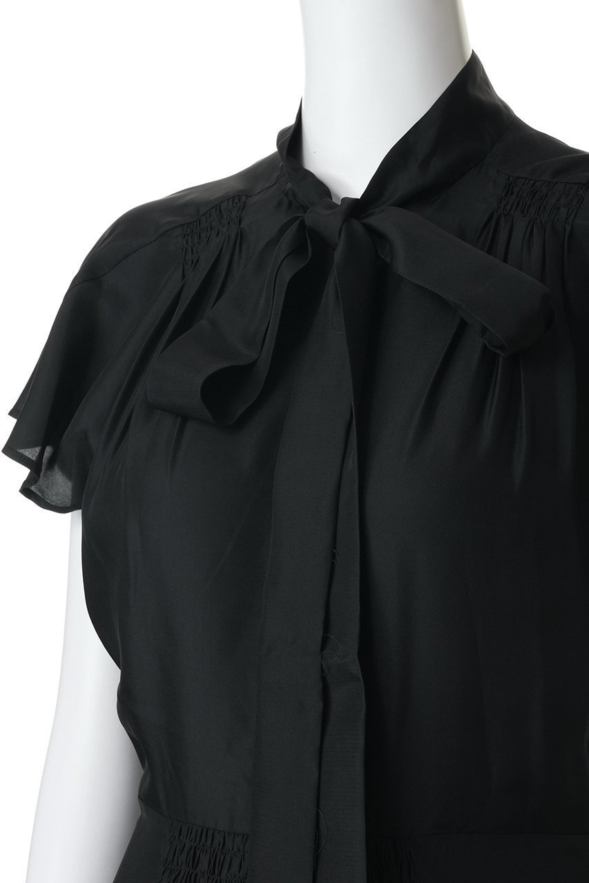 【ヌメロ ヴェントゥーノ/N°21】のリボンタイ ドレス 人気、トレンドファッション・服の通販 founy(ファニー) 　ファッション　Fashion　レディースファッション　Fashion for Women　ワンピース　Dresses　フォーマル・パーティードレス・結婚式用ドレス　Elegant & Casual Dresses　チュニック　Tunic Tops & Dresses　なめらか　Smooth, Silky Texture　シルク　Silk, 100% Silk　セレモニー　Ceremony　チュニック　Tunic, Long Top　ドレス　Dress, One-Piece　フェミニン　Feminine, Girly　リボン　Ribbon, Bow　ロング　Long, Long-Length　新作・新入荷　New Arrivals / New In　other-5|ID: prp329100004942937 ipo3291000000037100252