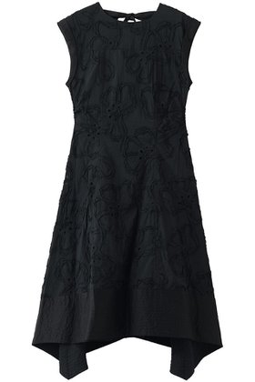 【スリーワン フィリップリム/3.1 Phillip Lim】の3Dフラワー刺しゅう ベルテッド ミディドレス with ハンカチーフヘム 人気、トレンドファッション・服の通販 founy(ファニー) ファッション Fashion レディースファッション Fashion for Women ワンピース Dresses フォーマル・パーティードレス・結婚式用ドレス Elegant & Casual Dresses チュニック Tunic Tops & Dresses チュニック Tunic, Long Top ドレス Dress, One-Piece フラワー Flower, Floral モダン Modern, Contemporary ラグジュアリー Luxury, Elegant リボン Ribbon, Bow 新作・新入荷 New Arrivals / New In 結婚式 Wedding |ID:prp329100004942938