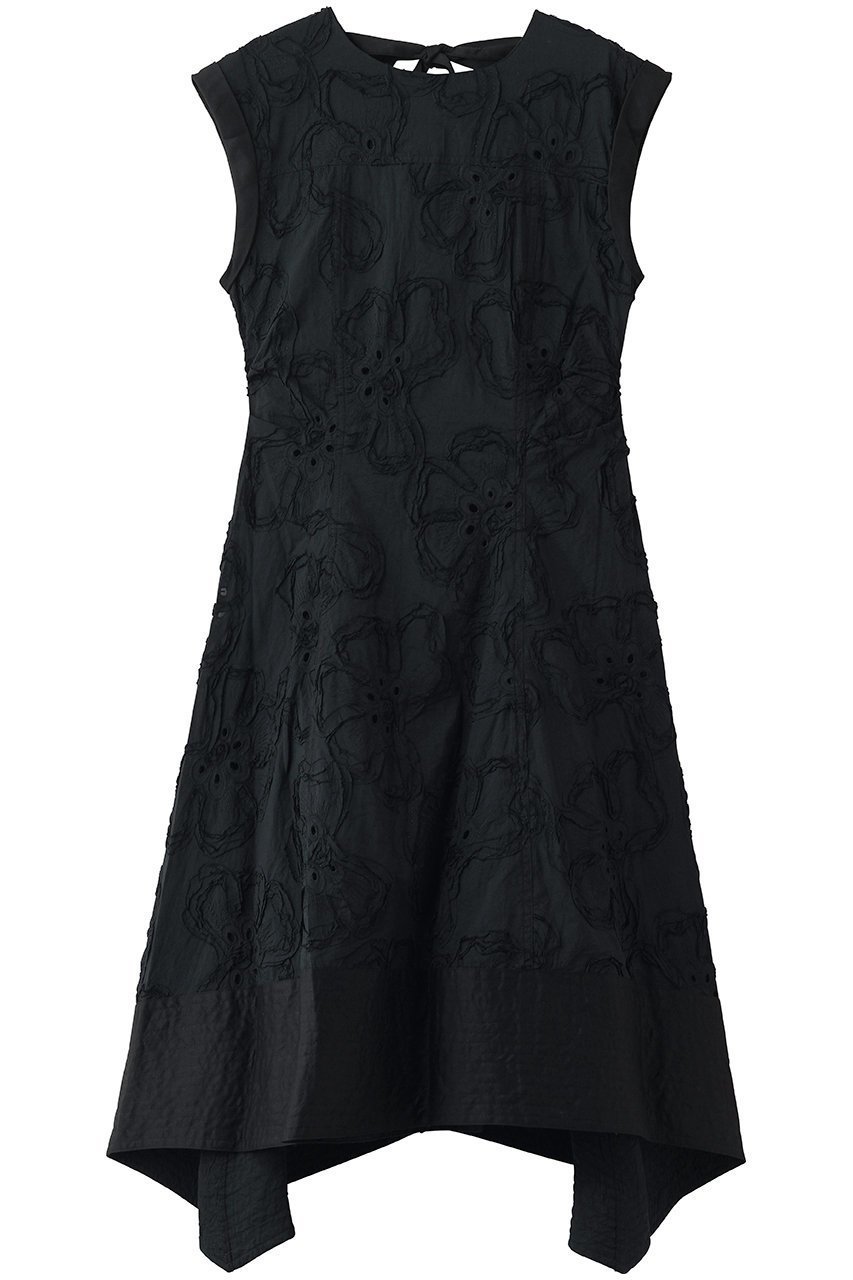 【スリーワン フィリップリム/3.1 Phillip Lim】の3Dフラワー刺しゅう ベルテッド ミディドレス with ハンカチーフヘム インテリア・キッズ・メンズ・レディースファッション・服の通販 founy(ファニー) 　ファッション　Fashion　レディースファッション　Fashion for Women　ワンピース　Dresses　フォーマル・パーティードレス・結婚式用ドレス　Elegant & Casual Dresses　チュニック　Tunic Tops & Dresses　チュニック　Tunic, Long Top　ドレス　Dress, One-Piece　フラワー　Flower, Floral　モダン　Modern, Contemporary　ラグジュアリー　Luxury, Elegant　リボン　Ribbon, Bow　新作・新入荷　New Arrivals / New In　結婚式　Wedding　ブラック|ID: prp329100004942938 ipo3291000000037100254