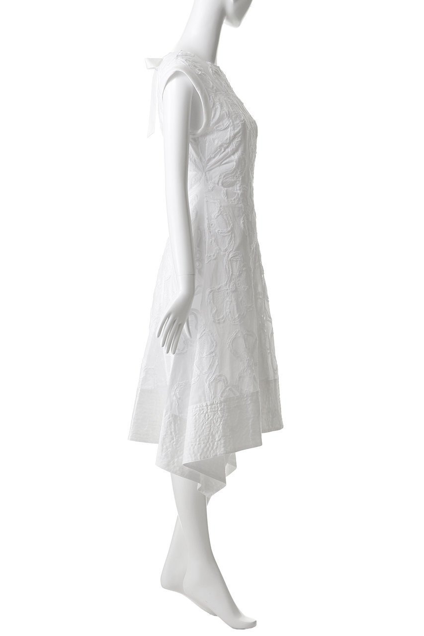 【スリーワン フィリップリム/3.1 Phillip Lim】の3Dフラワー刺しゅう ベルテッド ミディドレス with ハンカチーフヘム 人気、トレンドファッション・服の通販 founy(ファニー) 　ファッション　Fashion　レディースファッション　Fashion for Women　ワンピース　Dresses　フォーマル・パーティードレス・結婚式用ドレス　Elegant & Casual Dresses　チュニック　Tunic Tops & Dresses　チュニック　Tunic, Long Top　ドレス　Dress, One-Piece　フラワー　Flower, Floral　モダン　Modern, Contemporary　ラグジュアリー　Luxury, Elegant　リボン　Ribbon, Bow　新作・新入荷　New Arrivals / New In　結婚式　Wedding　other-3|ID: prp329100004942938 ipo3291000000037100257