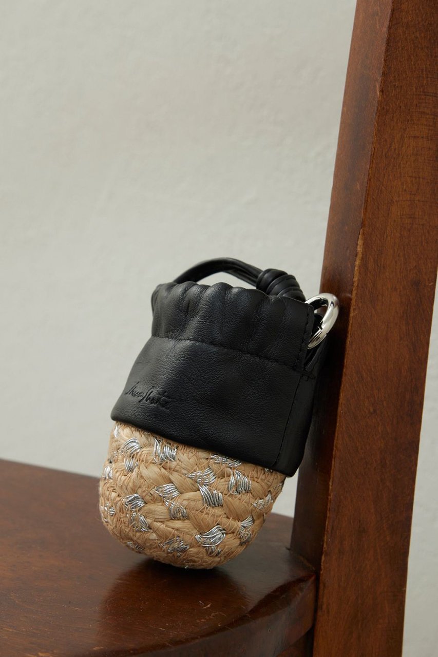 【ガリャルダガランテ/GALLARDAGALANTE】の【Jhuri Shate】エッグチャーム インテリア・キッズ・メンズ・レディースファッション・服の通販 founy(ファニー) 　ファッション　Fashion　レディースファッション　Fashion for Women　キャップ&ハット　Hats & Caps　コンパクト　Compact, Small Size　ジュート　Jute, Natural Fiber　チャーム　Charm, Pendant　ネップ　Nepp, Slub Yarn　ハンド　Hand, Handmade　フォルム　Silhouette, Form　ポーチ　Pouch, Small Case　ラップ　Wrap, Wrap Design　新作・新入荷　New Arrivals / New In　ブラック|ID: prp329100004942947 ipo3291000000037100322