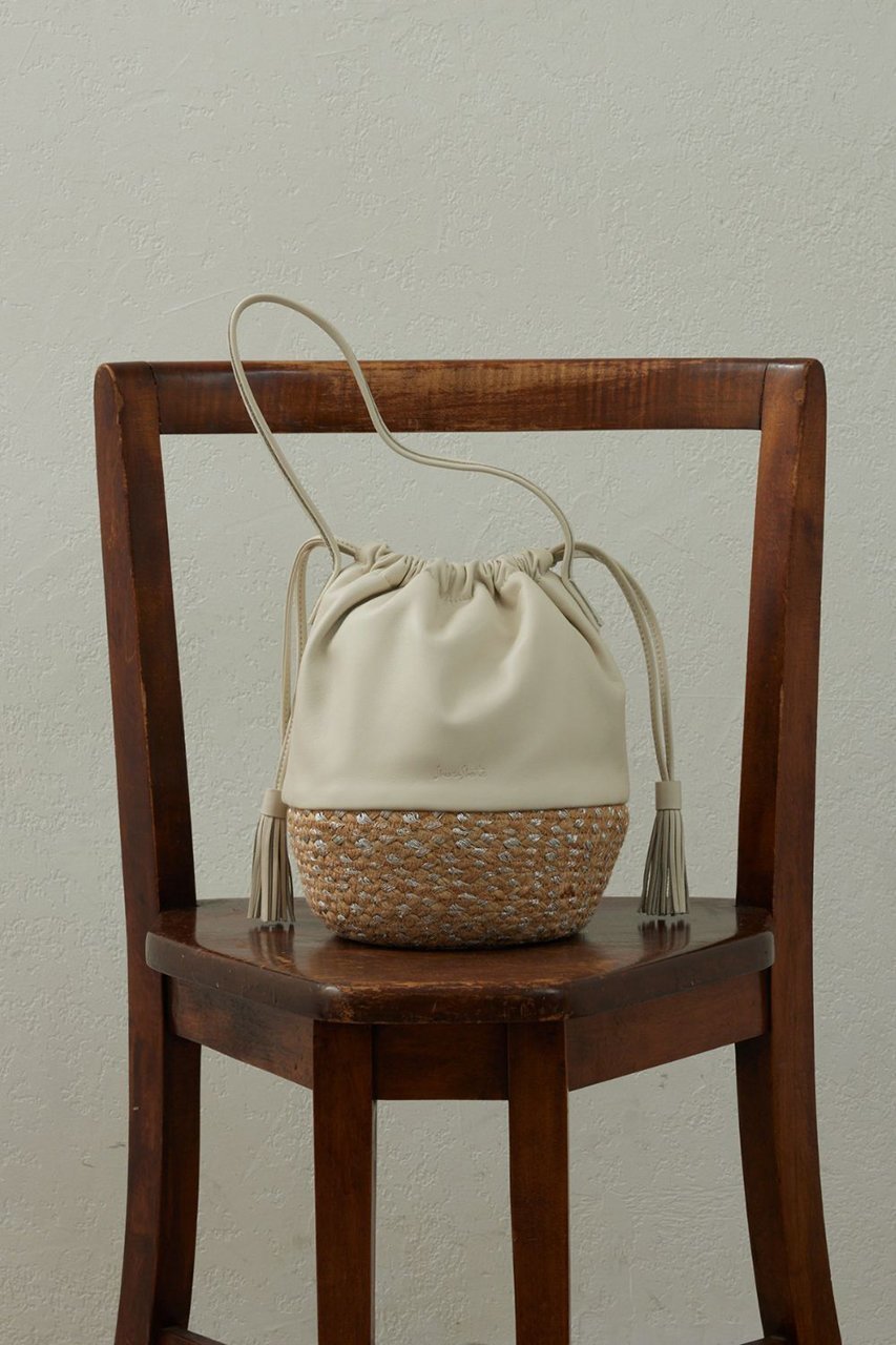 【ガリャルダガランテ/GALLARDAGALANTE】の【Jhuri Shate】ドローストリングバッグ インテリア・キッズ・メンズ・レディースファッション・服の通販 founy(ファニー) 　ファッション　Fashion　レディースファッション　Fashion for Women　バッグ　Bags　キャップ&ハット　Hats & Caps　巾着　Drawstring Bag, Kinchaku　シンプル　Simple, Minimal　ジュート　Jute, Natural Fiber　ネップ　Nepp, Slub Yarn　ハンド　Hand, Handmade　フリンジ　Fringe, Tassel　エレガント 上品　Elegant　新作・新入荷　New Arrivals / New In　ホワイト|ID: prp329100004942951 ipo3291000000037100341