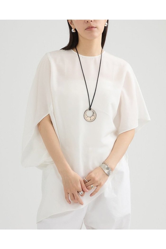 【カオス/Chaos】のレアーブラウス インテリア・キッズ・メンズ・レディースファッション・服の通販 founy(ファウニー) https://founy.com/ ファッション Fashion レディースファッション Fashion for Women トップス・カットソー Cut & Sew Tops シャツ・ブラウス・オフィスカジュアル Elegant Blouses & Button-Ups アシンメトリー Asymmetrical Style キャミソール Camisole, Spaghetti Strap Top ショート Short, Short Length シルク Silk, 100% Silk スリーブ Sleeve, Long Sleeve / Short Sleeve タンク Tank Top, Sleeveless Top タンブラー Tumbler, Travel Mug ヘムライン Hemline, Bottom Cut 新作・新入荷 New Arrivals / New In |ID: prp329100004942979 ipo3291000000037100542
