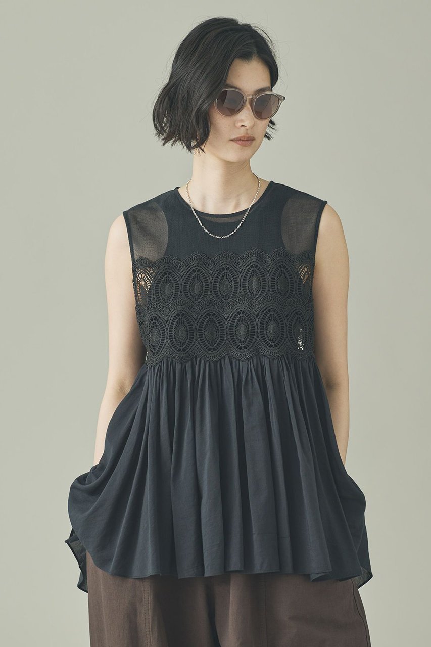 【カレンソロジー/Curensology】のケミカルレースブラウス インテリア・キッズ・メンズ・レディースファッション・服の通販 founy(ファニー) 　ファッション　Fashion　レディースファッション　Fashion for Women　トップス・カットソー　Cut & Sew Tops　キャミソール&ノースリーブ　Camisoles & Sleeveless Tops　シャツ・ブラウス・オフィスカジュアル　Elegant Blouses & Button-Ups　インド　Indian Textile　ギャザー　Gathered, Ruffled　ケミカル　Chemical, Chemical Wash　コンビ　Combo, Combination Style　ノースリーブ　Sleeveless, No-Sleeve　バランス　Balance, Style Balance　フレア　Flare, Flared　レース　Lace, Lace Fabric　夏　Summer　新作・新入荷　New Arrivals / New In　ブラック|ID: prp329100004948295 ipo3291000000037133017