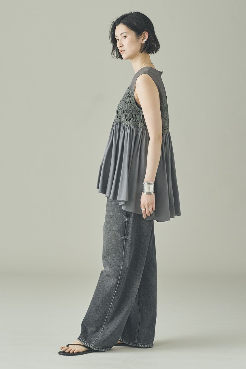 【カレンソロジー/Curensology】のケミカルレースブラウス 人気、トレンドファッション・服の通販 founy(ファニー) 　ファッション　Fashion　レディースファッション　Fashion for Women　トップス・カットソー　Cut & Sew Tops　キャミソール&ノースリーブ　Camisoles & Sleeveless Tops　シャツ・ブラウス・オフィスカジュアル　Elegant Blouses & Button-Ups　インド　Indian Textile　ギャザー　Gathered, Ruffled　ケミカル　Chemical, Chemical Wash　コンビ　Combo, Combination Style　ノースリーブ　Sleeveless, No-Sleeve　バランス　Balance, Style Balance　フレア　Flare, Flared　レース　Lace, Lace Fabric　夏　Summer　新作・新入荷　New Arrivals / New In　other-6|ID: prp329100004948295 ipo3291000000037133023