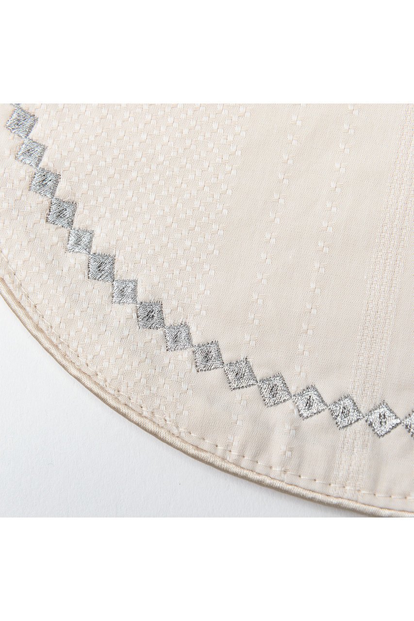 【マールマール/MARLMARL】の【MATO by MARLMARL】ORBITA HAND TOWEL ハンドタオル 人気、トレンドファッション・服の通販 founy(ファニー) 　ファッション　Fashion　レディースファッション　Fashion for Women　レイングッズ・傘・晴雨兼用傘　Umbrellas & Rain Gear　傘　Umbrella, Parasol　シルバー　Silver, Metallic Silver　タオル　Towel, Bath Towel　時計　Watch, Wristwatch　ハンカチ　Handkerchief, Hanky　ハンド　Hand, Handmade　パイピング　Piping, Trim Design　フォルム　Silhouette, Form　ラウンド　Round, Round Neck　ワンポイント　One Point, Statement Accent　おすすめ　Recommended / Our Picks　エレガント 上品　Elegant　ギフト プレゼント　Gift / Present　新作・新入荷　New Arrivals / New In　other-3|ID: prp329100004948310 ipo3291000000037133134