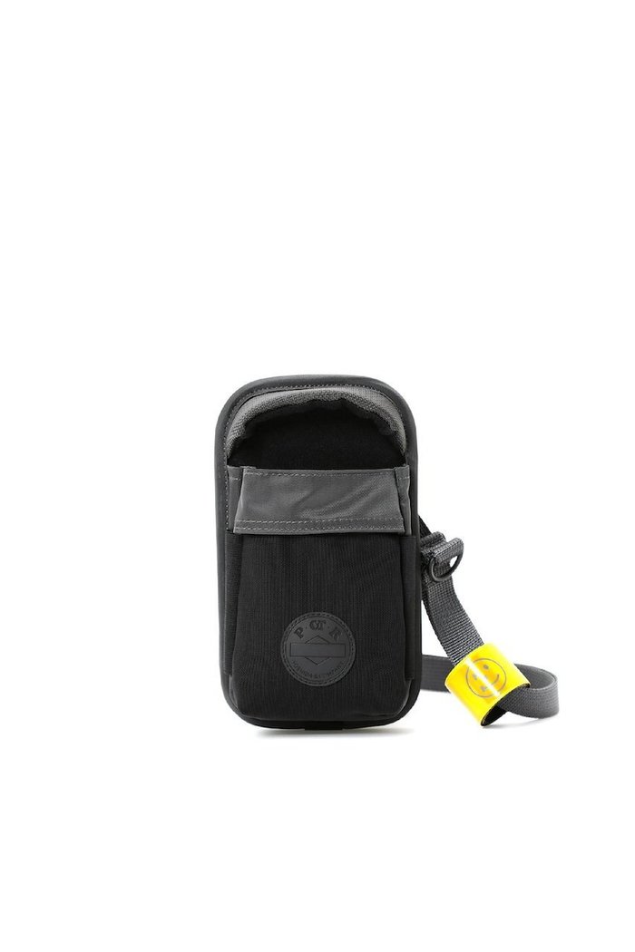 【ポーター ピーオーティーアール/PORTER POTR】の【POTR】RIDE/ライド GPSホルダー インテリア・キッズ・メンズ・レディースファッション・服の通販 founy(ファウニー) https://founy.com/ ファッション Fashion レディースファッション Fashion for Women ポーチ&ミニバッグ Pouches & Mini Bags アクセサリー Fashion Accessories スマート Smart, Elegant チェーン Chain, Chain Strap デイパック Daypack, Casual Backpack フロント Front, Front Design ポケット Pocket, Pocket Detail ポーチ Pouch, Small Case メッシュ Mesh, Net Fabric ユニセックス Unisex, Genderless ラップ Wrap, Wrap Design ランニング Running, Running Wear, Activewear, Jogging ループ Loop, Loop Knit iPhone アイフォーン iPhone |ID: prp329100004949322 ipo3291000000037139933