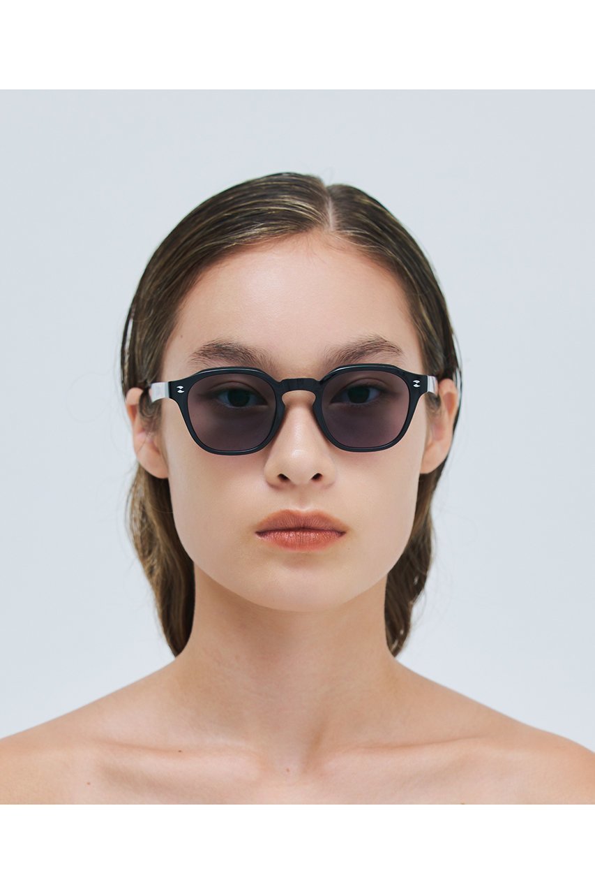 【ジュガードダブルエックス/jugaadXX】のMatira black clear サングラス 人気、トレンドファッション・服の通販 founy(ファニー) 　ファッション　Fashion　レディースファッション　Fashion for Women　サングラス&メガネ　Sunglasses & Eyewear　カッティング　Cutting Detail　クラシック　Classic, Timeless Style　サングラス　Sunglasses, Shades　シンプル　Simple, Minimal　フレーム　Frame, Outline　フロント　Front, Front Design　ボストン　Boston　ユニセックス　Unisex, Genderless　再入荷　Restock / Back in Stock　2025年　2025　2025-2026秋冬・A/W　Autumn/Winter 2025–26 AW25–26　other-8|ID: prp329100004949643 ipo3291000000037143507
