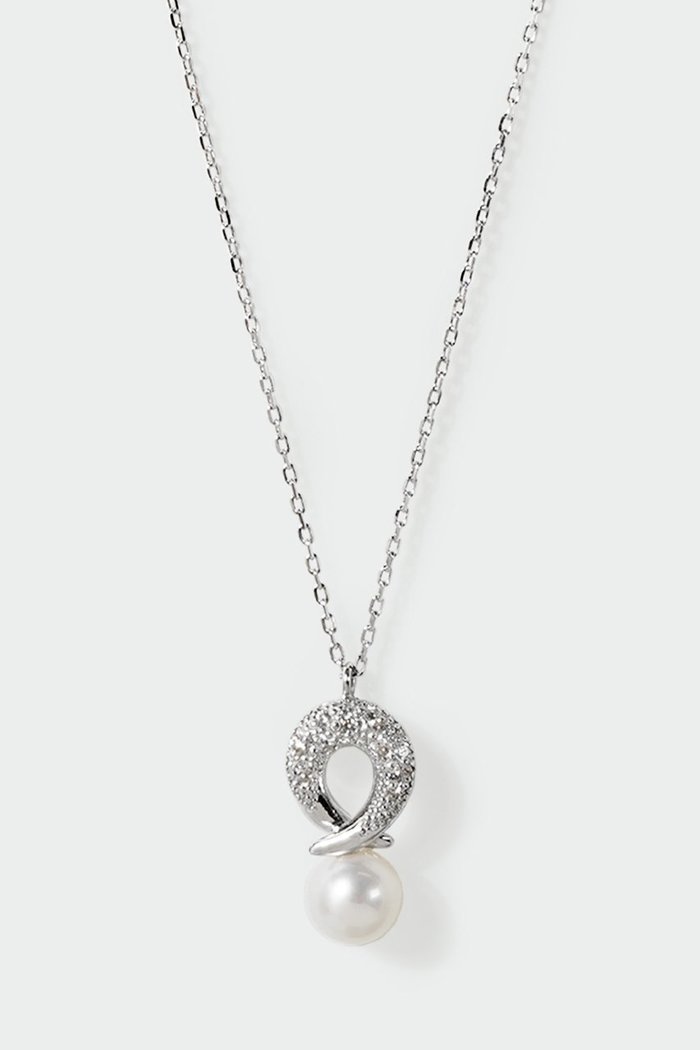 【アヤミ ジュエリー/AYAMI jewelry】のHeld Pearl ペンダント インテリア・キッズ・メンズ・レディースファッション・服の通販 founy(ファウニー) https://founy.com/ ファッション Fashion レディースファッション Fashion for Women ジュエリー Jewelry ネックレス Necklaces & Pendants ネックレス Necklace, Pendant Necklace バランス Balance, Style Balance パール Pearl, Pearl Accent メタリック Metallic, Shiny Finish エレガント 上品 Elegant |ID: prp329100004950963 ipo3291000000037153273