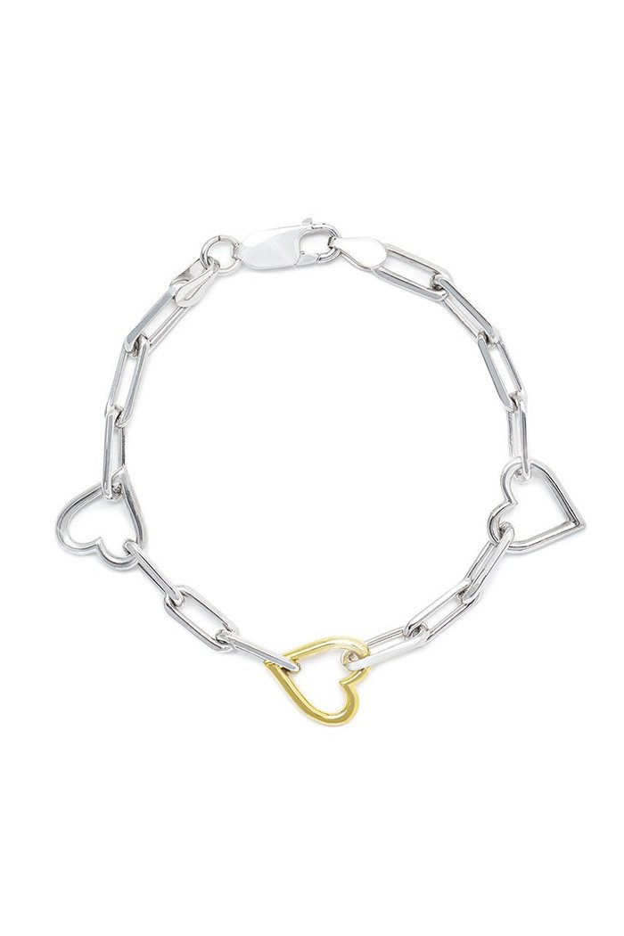 【オー/oeau】のthree heart chain ブレスレット インテリア・キッズ・メンズ・レディースファッション・服の通販 founy(ファウニー) https://founy.com/ ファッション Fashion レディースファッション Fashion for Women ジュエリー Jewelry チェーン＆カフブレスレット Cuff & Chain Bracelets バングル・カフブレスレット Bangles & Cuff Bracelets イエロー Yellow クール Cool, Chic シルバー Silver, Metallic Silver チェーン Chain, Chain Strap ドレス Dress, One-Piece フィット Fit, Slim Fit ブレスレット Bracelet, Wristband |ID: prp329100004951830 ipo3291000000037158807