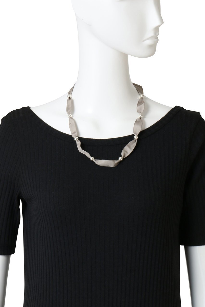 【オブリオ/AUBRIOT】の【camille surault】別注 Charlotte リボンネックレス 人気、トレンドファッション・服の通販 founy(ファニー) 　ファッション　Fashion　レディースファッション　Fashion for Women　ジュエリー　Jewelry　ネックレス　Necklaces & Pendants　クラシカル　Classical, Vintage-Inspired　シルク　Silk, 100% Silk　ネックレス　Necklace, Pendant Necklace　ビジュー　Bijou, Jewel-like Accent　モダン　Modern, Contemporary　リボン　Ribbon, Bow　リュクス　Luxury, Elegant, High-End, Chic　エレガント 上品　Elegant　別注　Limited Edition, Custom Order　other-3|ID: prp329100004952247 ipo3291000000037161304