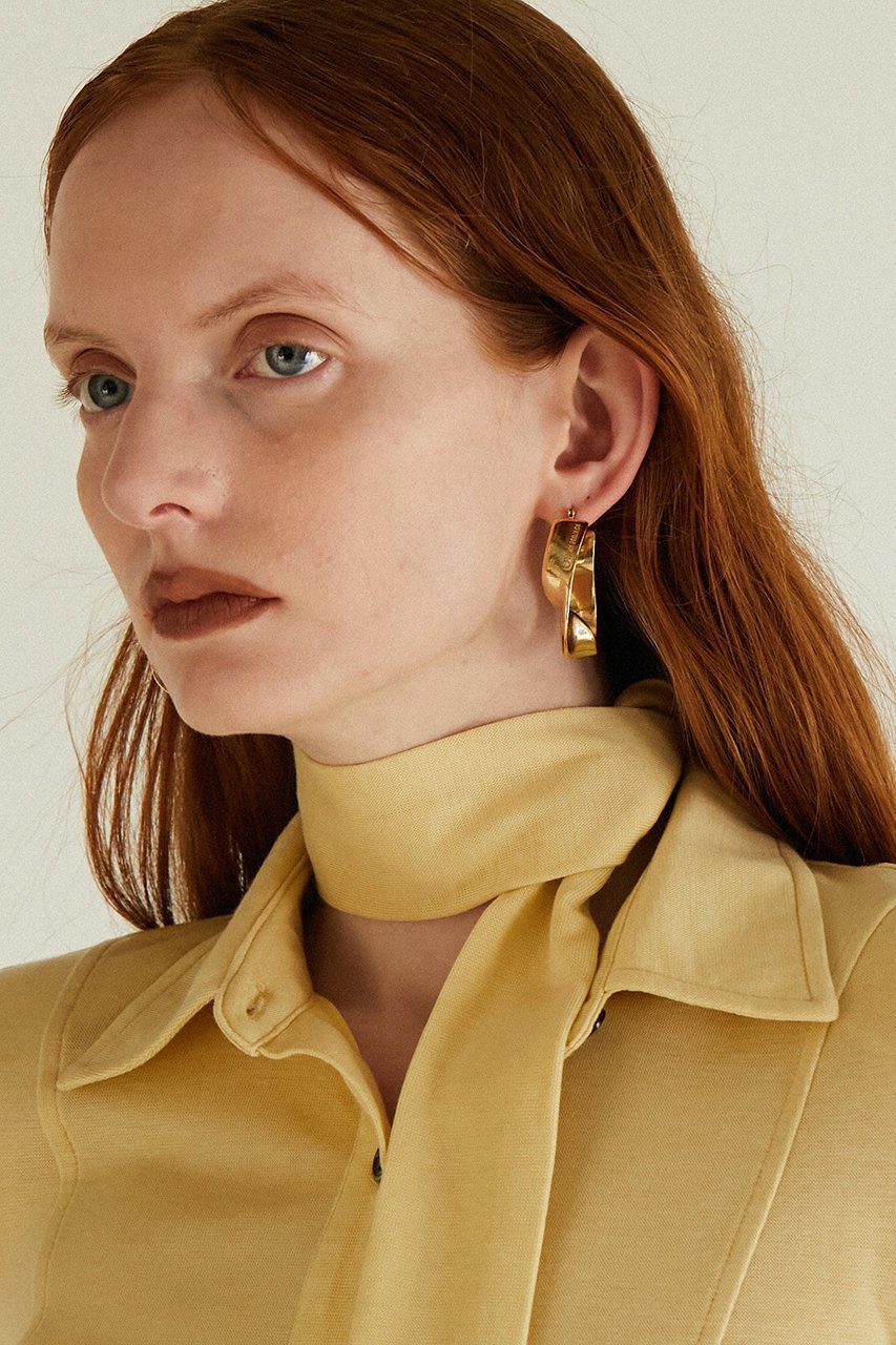 【プランク プロジェクト/PRANK PROJECT】の24金プレーティングロゴプレートツイストピアス / 24K Coated Logo Plate Twisted Earrings 人気、トレンドファッション・服の通販 founy(ファニー) 　ファッション　Fashion　レディースファッション　Fashion for Women　アウター　Coat / Outerwear Collection　コート・ロングコート・ピーコート　Long Coats, Peacoats & More　ジュエリー　Jewelry　ファッションリング　Fashion Rings　イヤリング・フープ・ドロップタイプ　Hoop, Drop & Clip Earrings　イヤリング　Earrings　シンプル　Simple, Minimal　フープ　Hoop, Hoop Earrings　エレガント 上品　Elegant　other-6|ID: prp329100004952615 ipo3291000000037163576