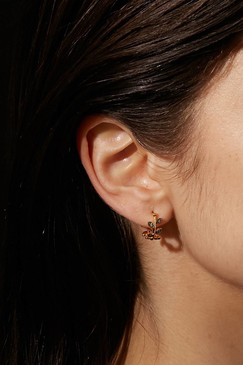 【アルティーダ ウード/ARTIDA OUD】のcitronnier リーフパヴェダイヤモンドミニフープシングルピアス(片耳用) 人気、トレンドファッション・服の通販 founy(ファニー) 　ファッション　Fashion　レディースファッション　Fashion for Women　ジュエリー　Jewelry　ファッションリング　Fashion Rings　イヤリング・フープ・ドロップタイプ　Hoop, Drop & Clip Earrings　イヤリング　Earrings　コーティング　Coating, Coated Finish　片耳　One-Ear, Single Earring　シルバー　Silver, Metallic Silver　ストーン　Stone, Gem-Like　ダイヤモンド　Diamond, Brilliant Cut　バランス　Balance, Style Balance　フープ　Hoop, Hoop Earrings　モチーフ　Motif, Design Theme　リーフ　Leaf, Botanical Leaf　おすすめ　Recommended / Our Picks　エレガント 上品　Elegant　other-2|ID: prp329100004952973 ipo3291000000037165731