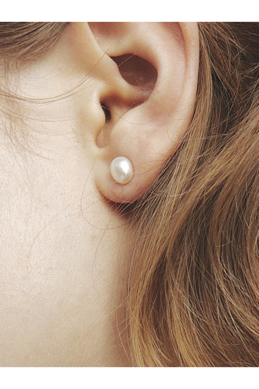 【ルボンボン/les bonbon】のancient stud pearl ピアス S 人気、トレンドファッション・服の通販 founy(ファニー) 　ファッション　Fashion　レディースファッション　Fashion for Women　ジュエリー　Jewelry　ファッションリング　Fashion Rings　イヤリング・フープ・ドロップタイプ　Hoop, Drop & Clip Earrings　イヤリング　Earrings　ジャケット　Jacket, Outerwear　スウェット / スエット　Sweatshirt, Sweatwear　デニム　Denim, Jeans Material　パール　Pearl, Pearl Accent　other-2|ID: prp329100004952991 ipo3291000000037165844