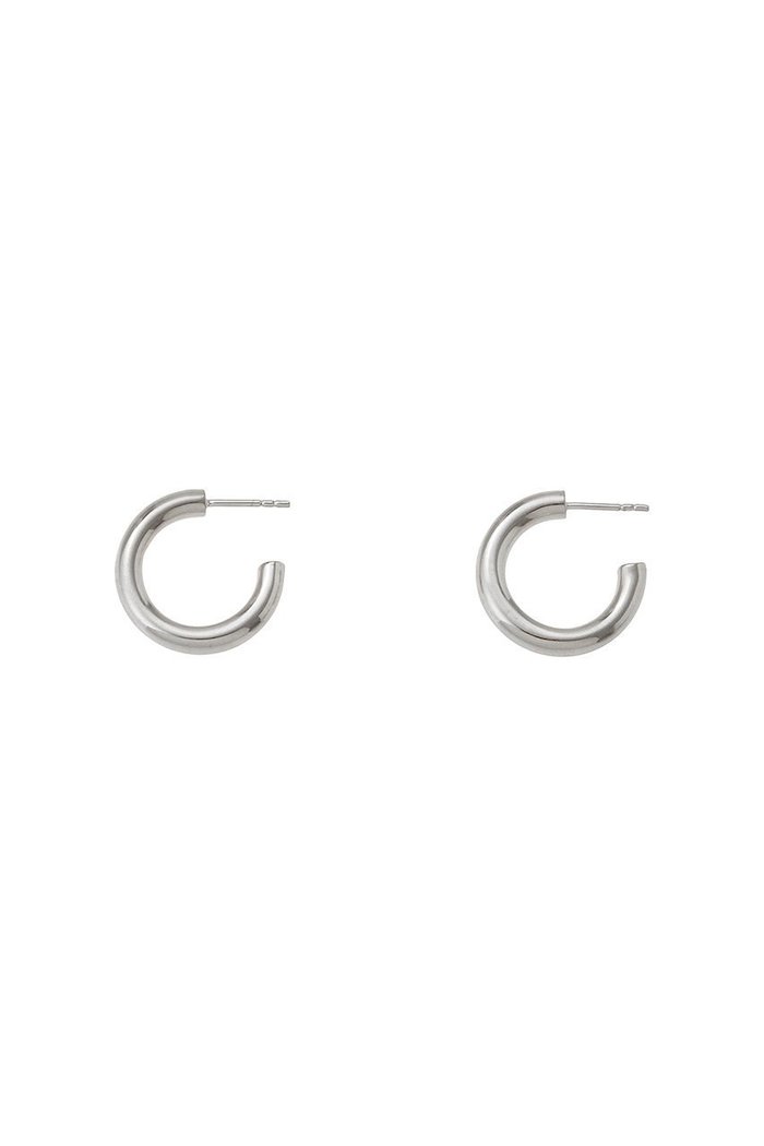 【デイジー ロンドン/DAISY LONDON】のMINI BOLD HOOP ピアス インテリア・キッズ・メンズ・レディースファッション・服の通販 founy(ファウニー) https://founy.com/ ファッション Fashion レディースファッション Fashion for Women ジュエリー Jewelry ファッションリング Fashion Rings イヤリング・フープ・ドロップタイプ Hoop, Drop & Clip Earrings イヤリング Earrings シルバー Silver, Metallic Silver シンプル Simple, Minimal トレンド Trend, Trending Now ミックス Mix, Mixed Style モダン Modern, Contemporary エレガント 上品 Elegant |ID: prp329100004953018 ipo3291000000037165985