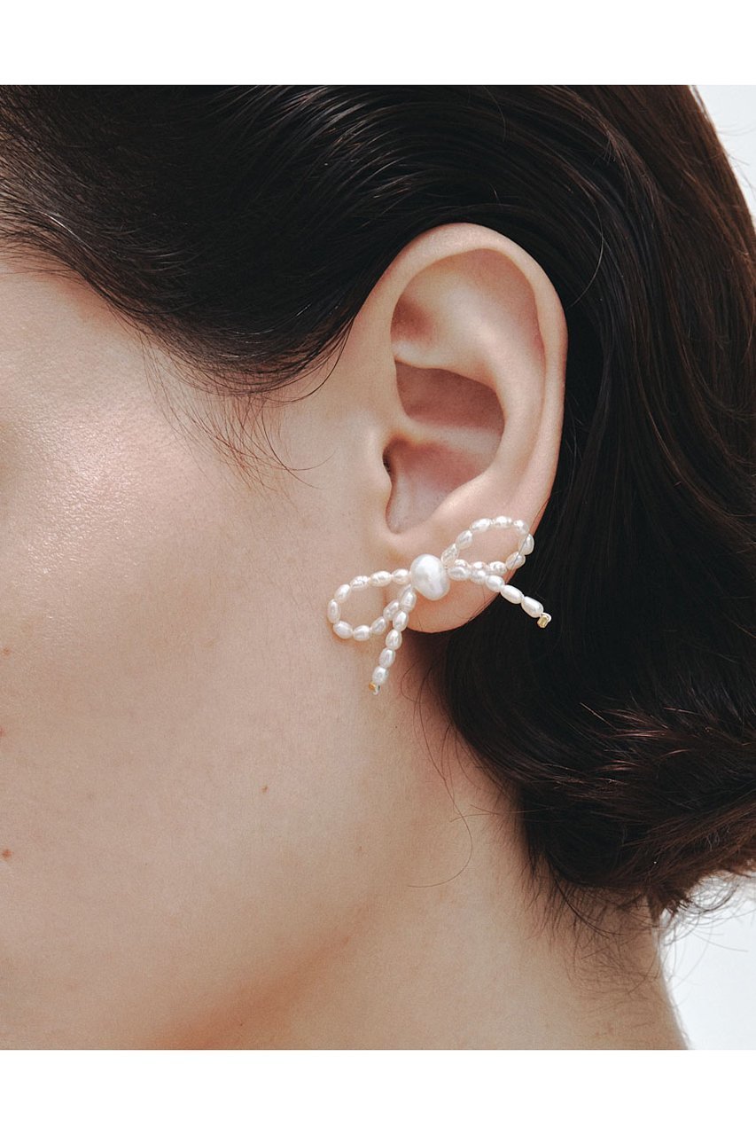 【ルボンボン/les bonbon】のwaltz pearl ピアス 人気、トレンドファッション・服の通販 founy(ファニー) 　ファッション　Fashion　レディースファッション　Fashion for Women　ジュエリー　Jewelry　ファッションリング　Fashion Rings　イヤリング・フープ・ドロップタイプ　Hoop, Drop & Clip Earrings　イヤリング　Earrings　チェーン　Chain, Chain Strap　ネックレス　Necklace, Pendant Necklace　パール　Pearl, Pearl Accent　リボン　Ribbon, Bow　other-2|ID: prp329100004953162 ipo3291000000037166870