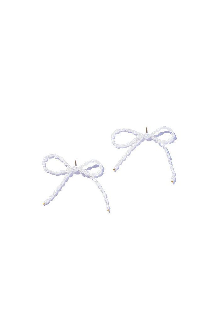 【ルボンボン/les bonbon】のbow pearl ピアス インテリア・キッズ・メンズ・レディースファッション・服の通販 founy(ファウニー) https://founy.com/ ファッション Fashion レディースファッション Fashion for Women ジュエリー Jewelry ファッションリング Fashion Rings イヤリング・フープ・ドロップタイプ Hoop, Drop & Clip Earrings イヤリング Earrings スウェット / スエット Sweatshirt, Sweatwear デニム Denim, Jeans Material パーティ Party, Party Style パール Pearl, Pearl Accent フォルム Silhouette, Form |ID: prp329100004953175 ipo3291000000037166956