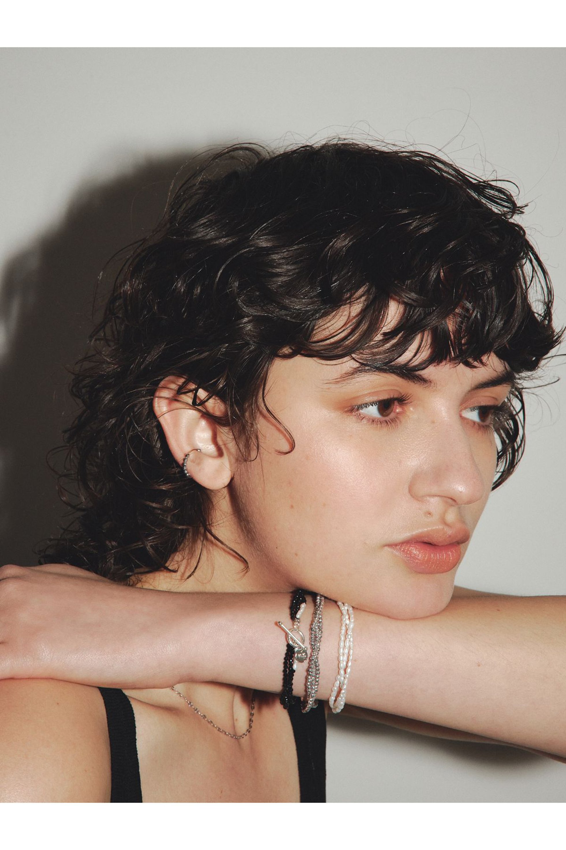 【ルボンボン/les bonbon】のgloss イヤ‐カフ(片耳用) 人気、トレンドファッション・服の通販 founy(ファニー) 　ファッション　Fashion　レディースファッション　Fashion for Women　ジュエリー　Jewelry　ファッションリング　Fashion Rings　イヤリング・フープ・ドロップタイプ　Hoop, Drop & Clip Earrings　おすすめ　Recommended / Our Picks　イヤリング　Earrings　イヤーカフ　Ear Cuffs　ジュエリー　Jewelry, Accessories　パール　Pearl, Pearl Accent　フィット　Fit, Slim Fit　メタリック　Metallic, Shiny Finish　モダン　Modern, Contemporary　片耳　One-Ear, Single Earring　other-3|ID: prp329100004953355 ipo3291000000037168105