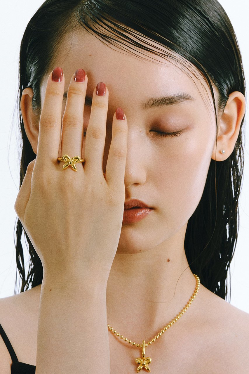 【メゾンドパルス/MAISON DPULSE】のribbon charm リング(K24GP) 人気、トレンドファッション・服の通販 founy(ファニー) 　ファッション　Fashion　レディースファッション　Fashion for Women　ジュエリー　Jewelry　おすすめ　Recommended / Our Picks　チャーム　Charm, Pendant　ネックレス　Necklace, Pendant Necklace　バルーン　Balloon, Balloon Silhouette　モチーフ　Motif, Design Theme　リボン　Ribbon, Bow　other-2|ID: prp329100004953379 ipo3291000000037168242
